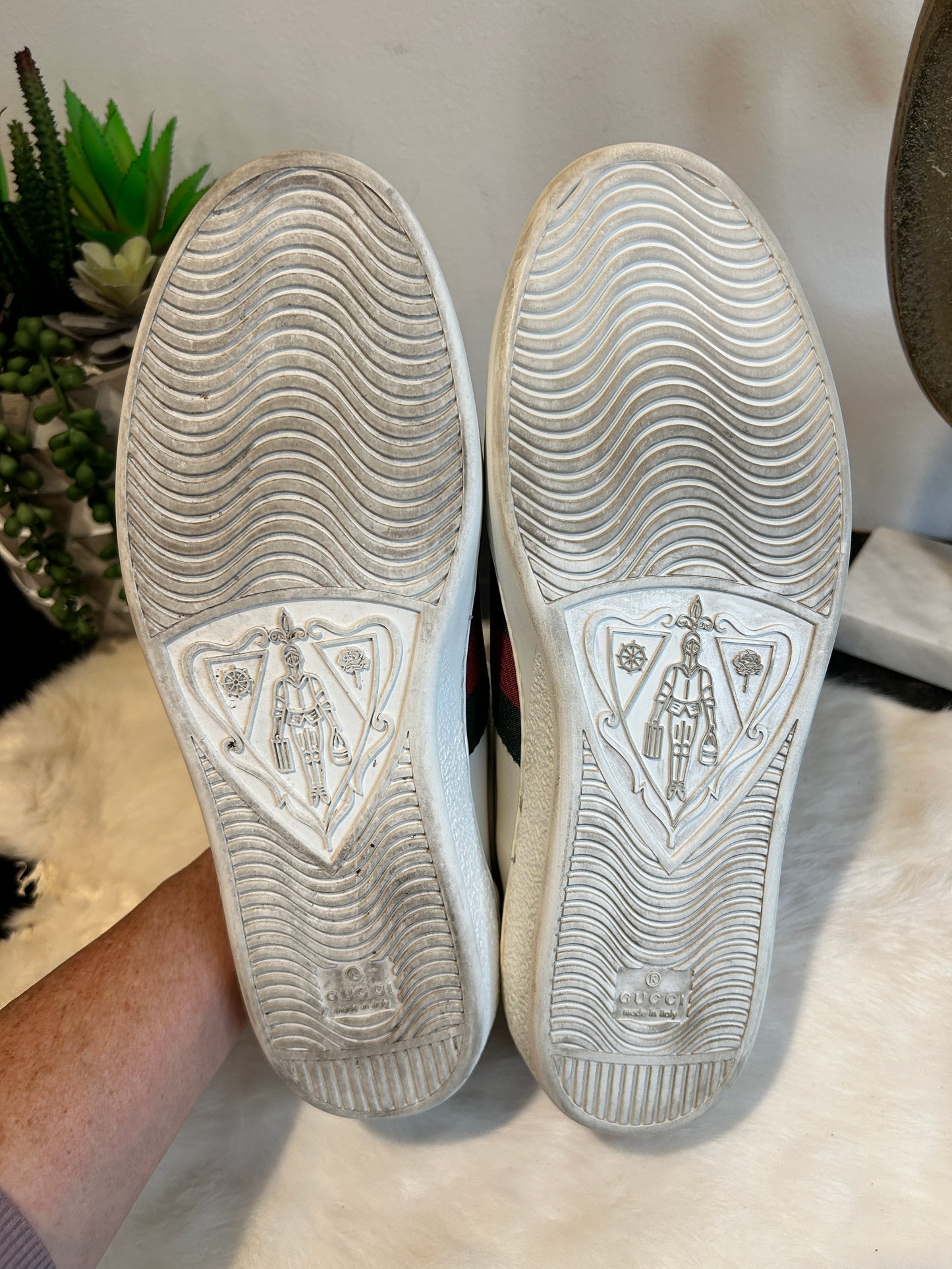 Gucci Men's Ace Bee Sneakers 7.5/8.5EU (40.5EU/41.5EU)