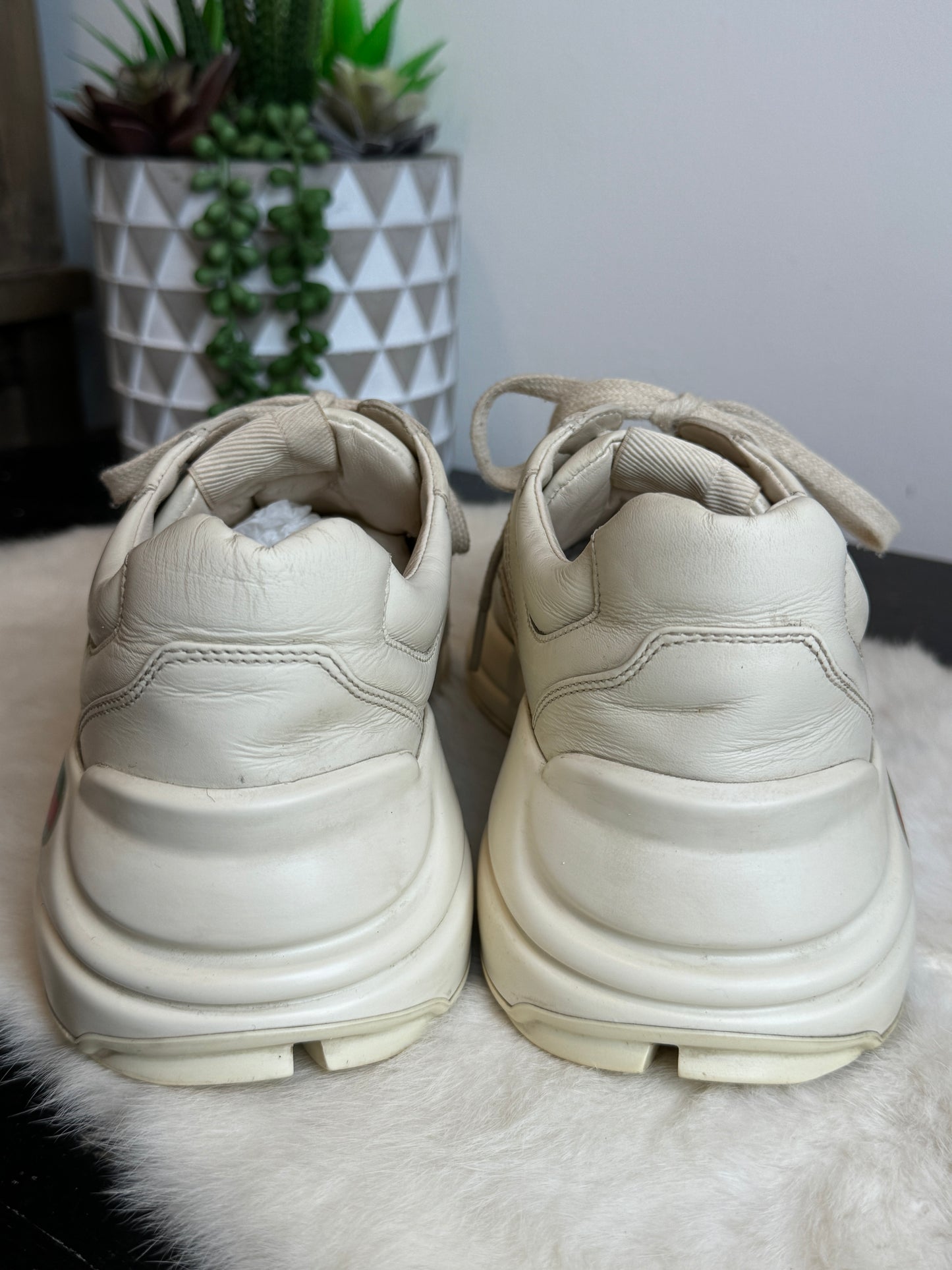 Gucci Rhyton Logo Ivory Sneakers 37EU