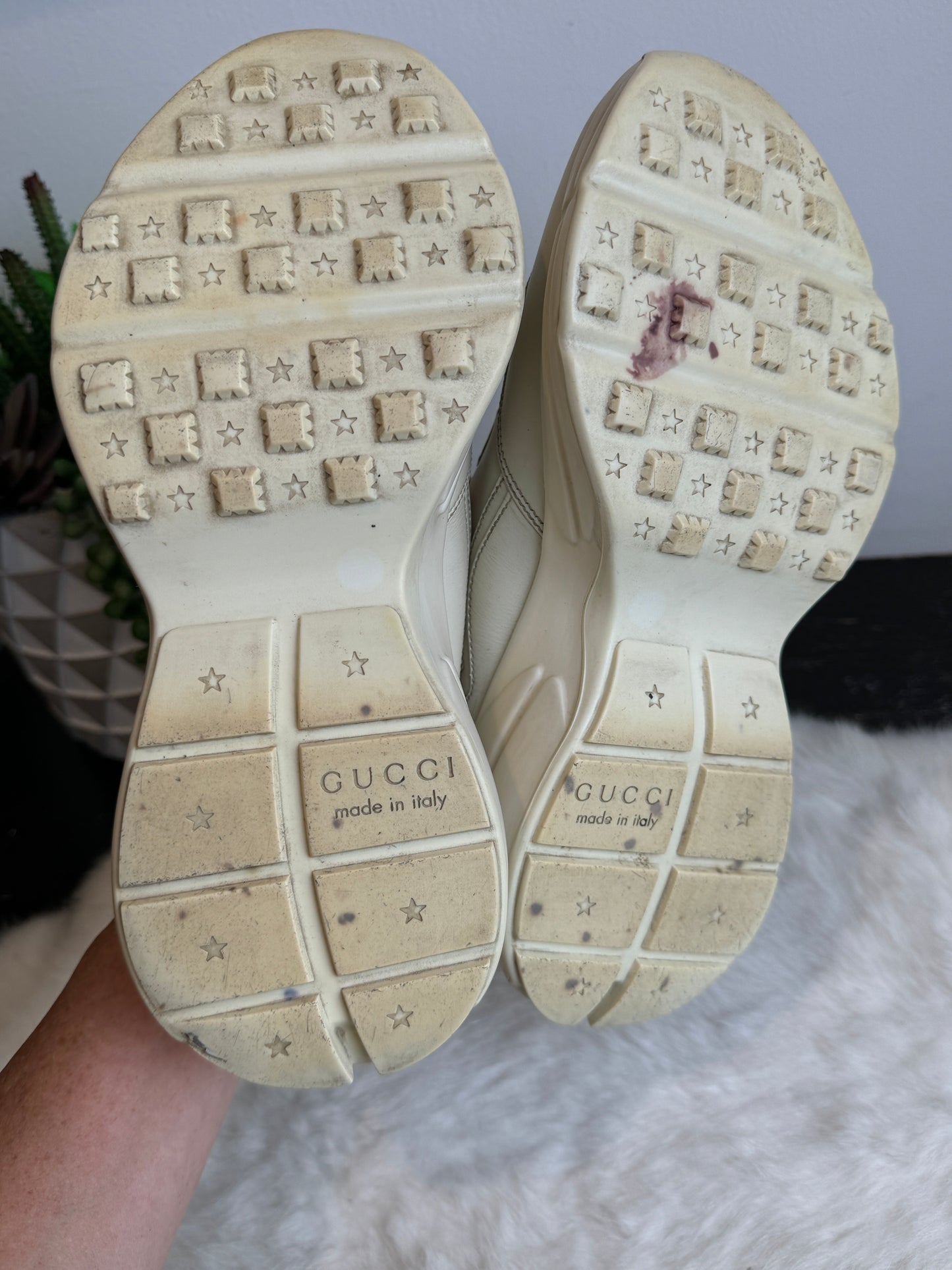 Gucci Rhyton Logo Ivory Sneakers 37EU