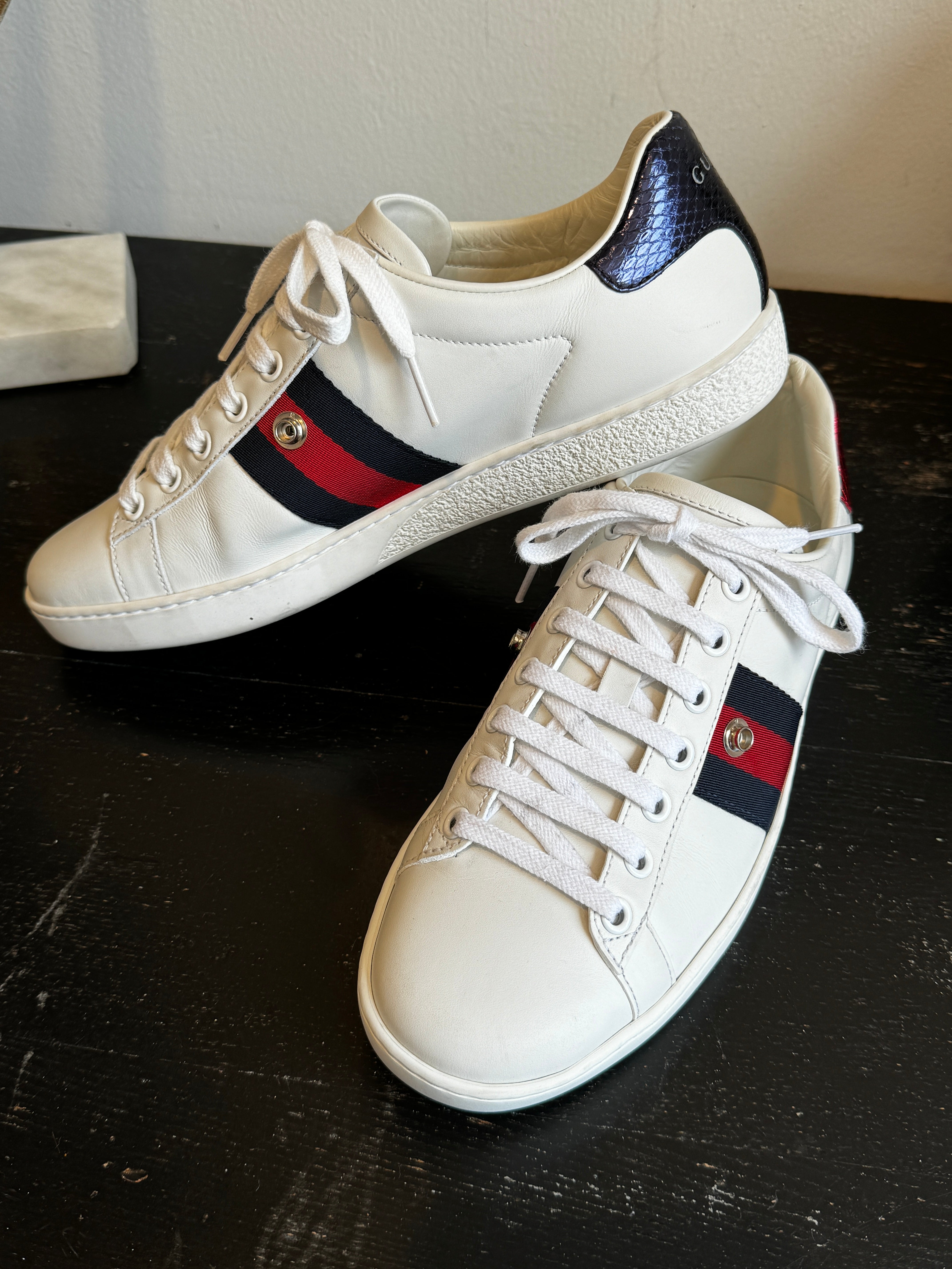 Gucci Unisex deals Navy New Ace Sneakers