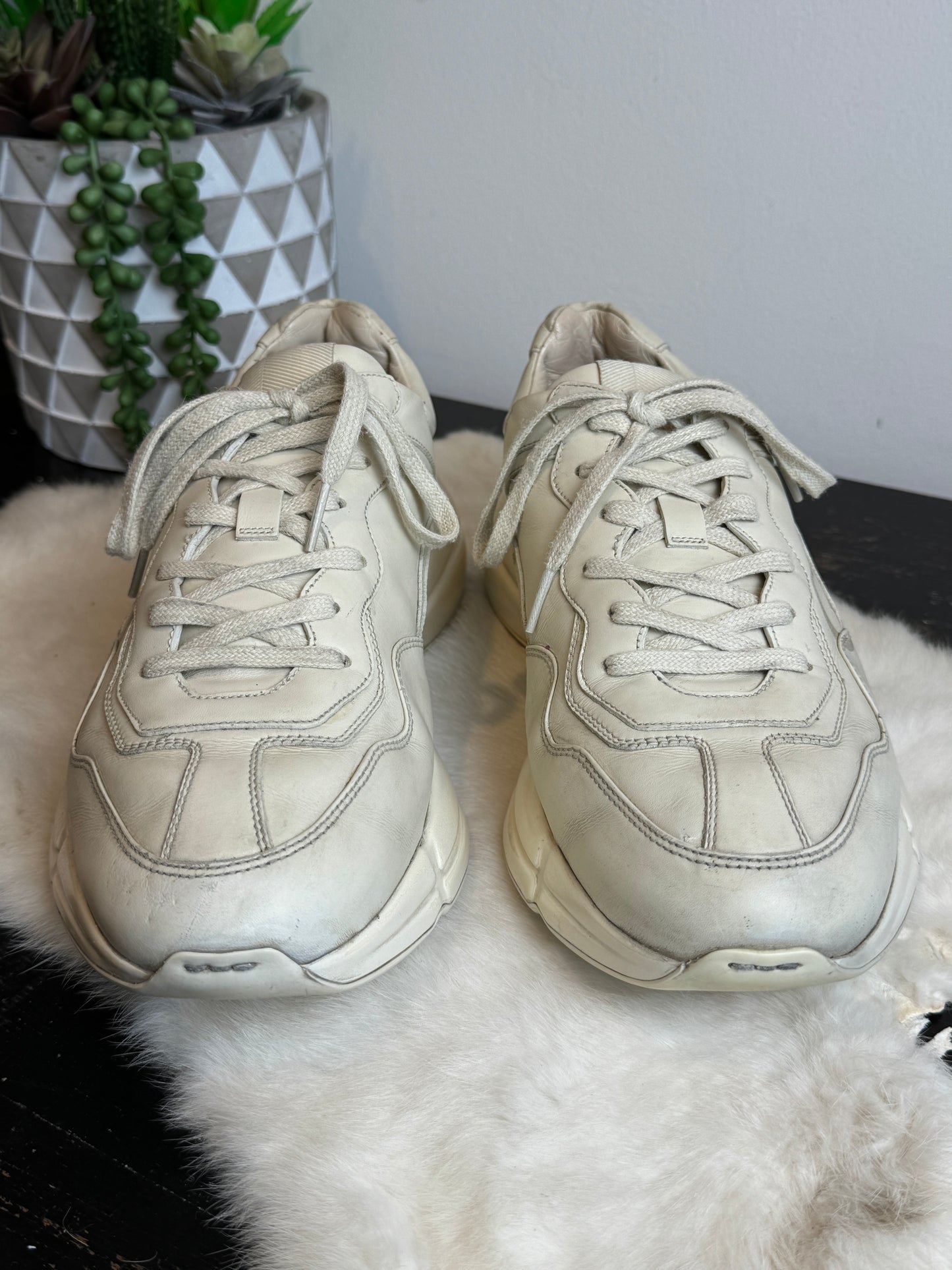 GUCCI Rhyton Ivory Sneakers Men's 8.5EU (Women's 41.5EU)