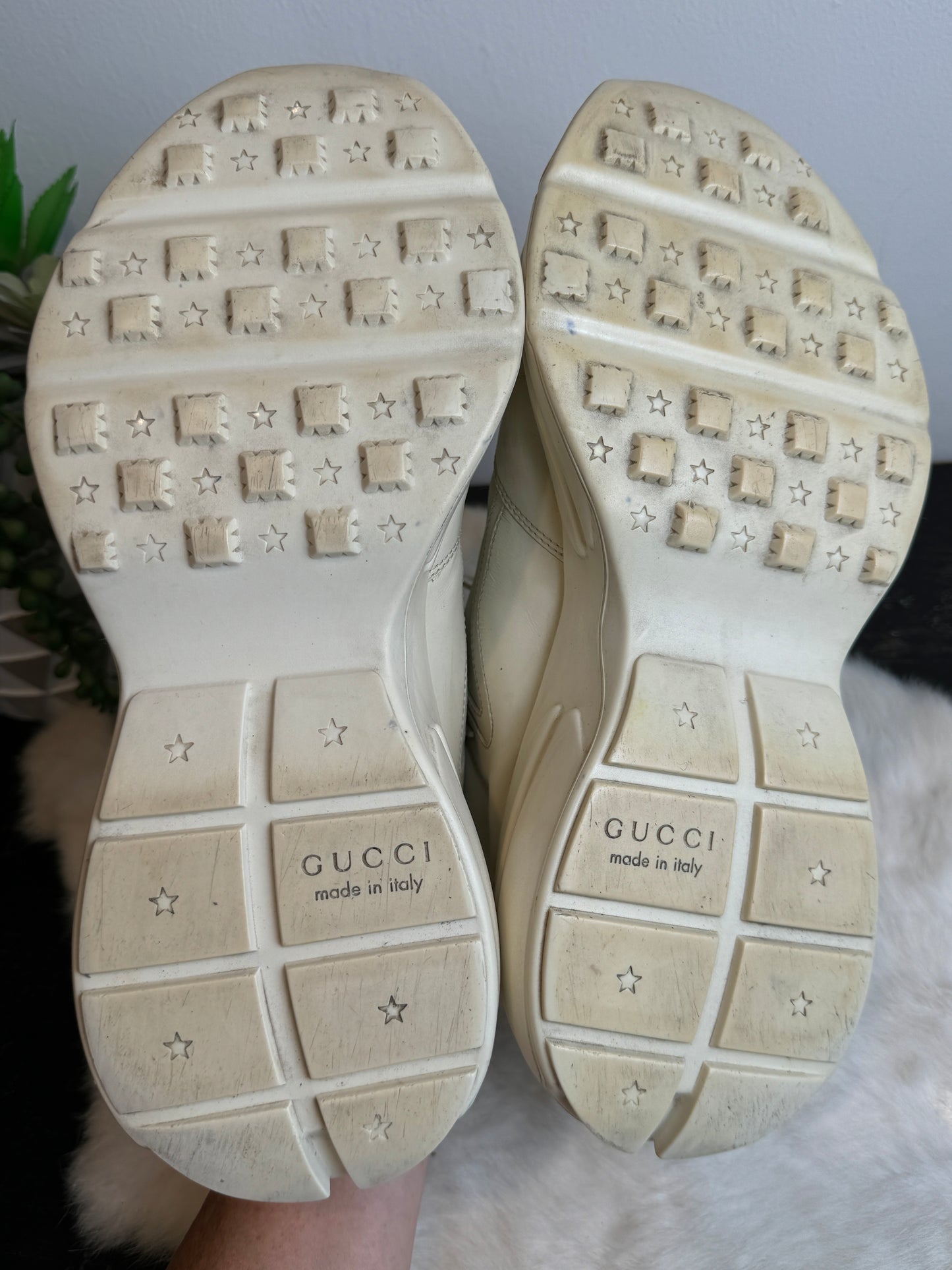 GUCCI Rhyton Ivory Sneakers Men's 8.5EU (Women's 41.5EU)