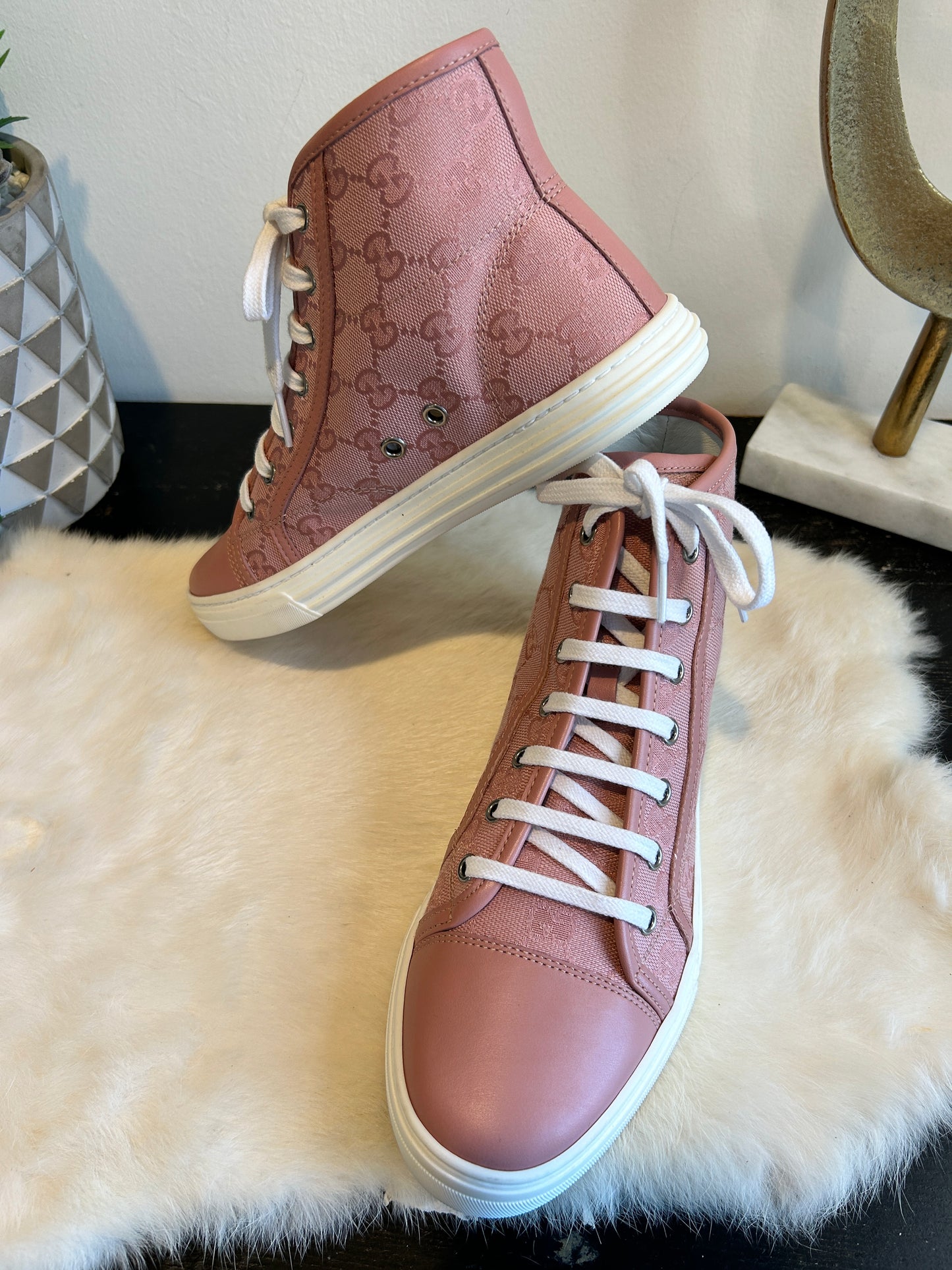 GUCCI Miro Soft Canvas/Leather High Tops Pink 37/38EU