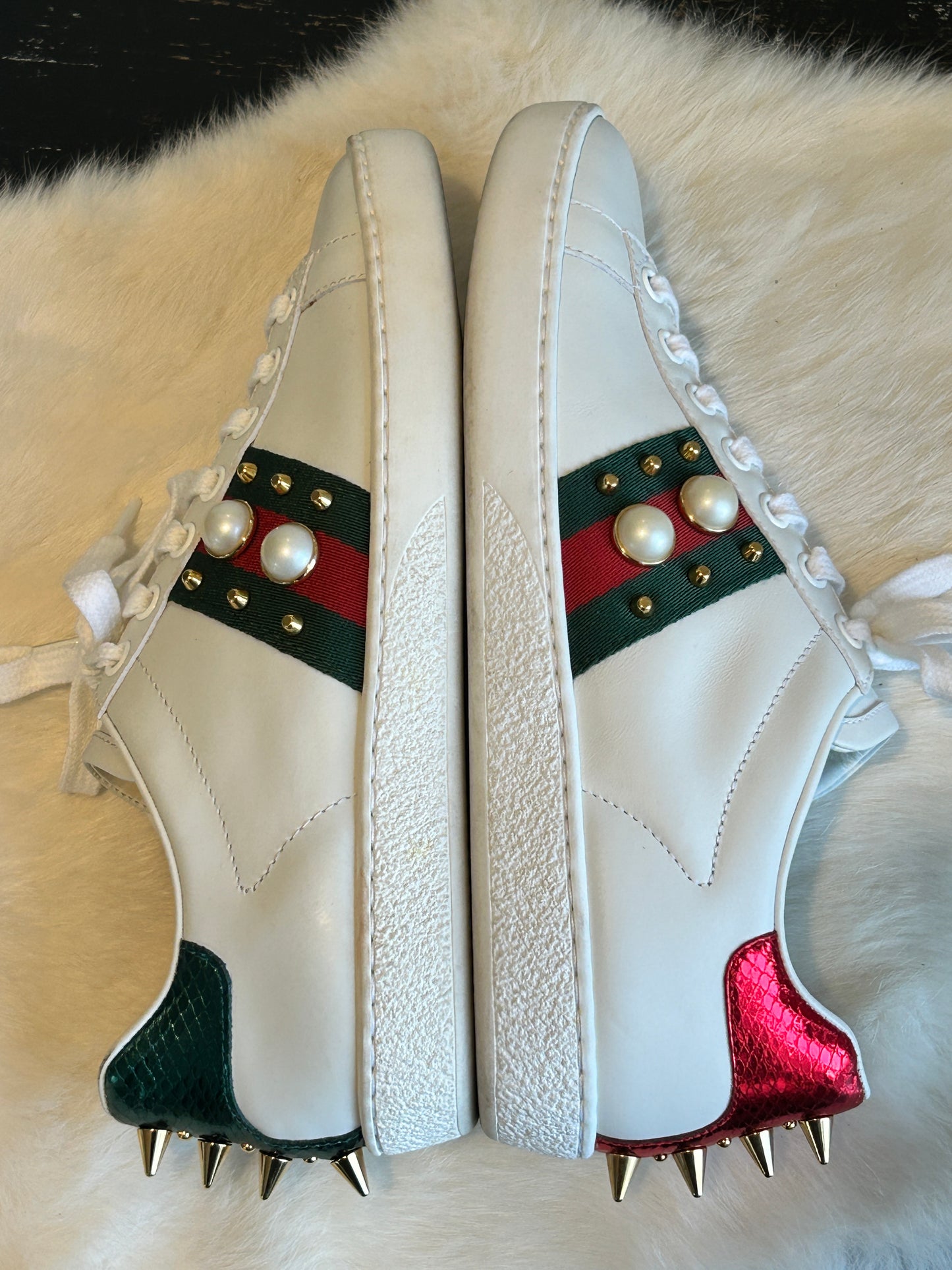 GUCCI Ace Pearls Spikes Sneakers Womens 35/36EU