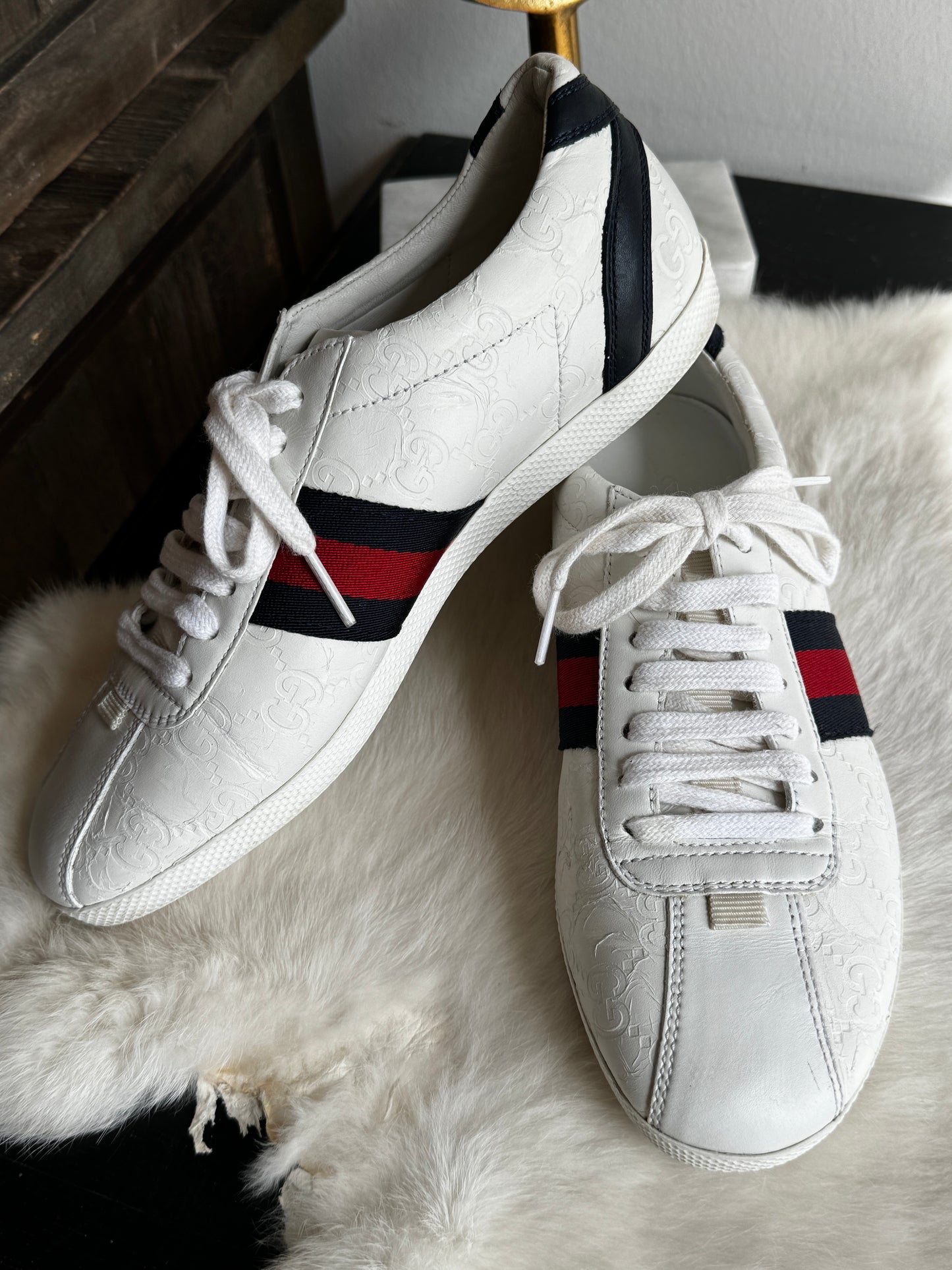 GUCCI White Guccissima Lace Up Sneakers 35.5EU