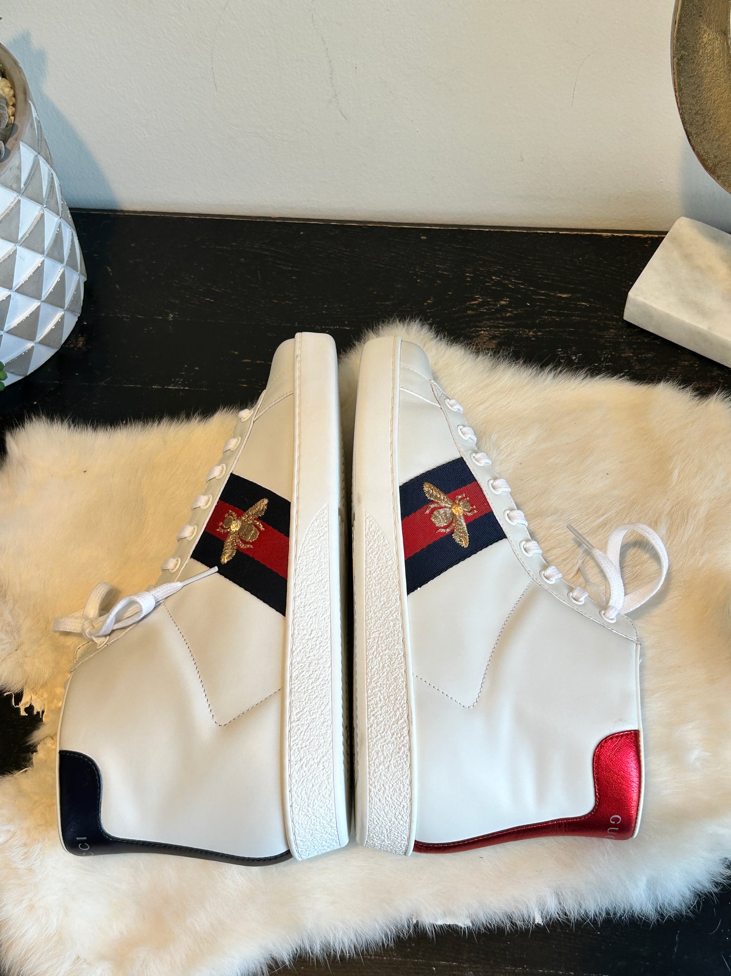 Gucci Men's Ace Bee High Tops Sneakers 8/9EU (41EU/42EU)