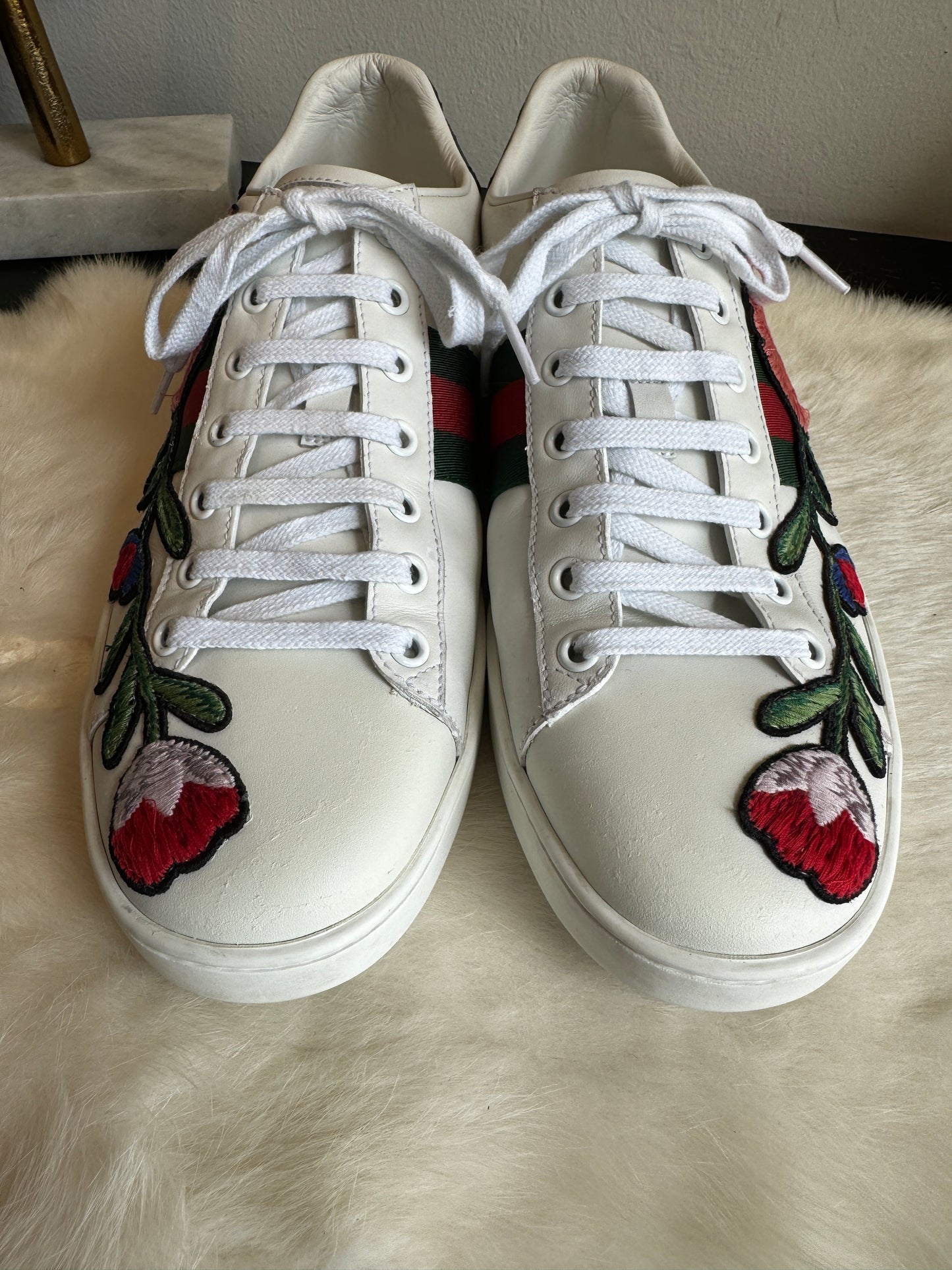 GUCCI Ace Flower Sneakers Size 40EU