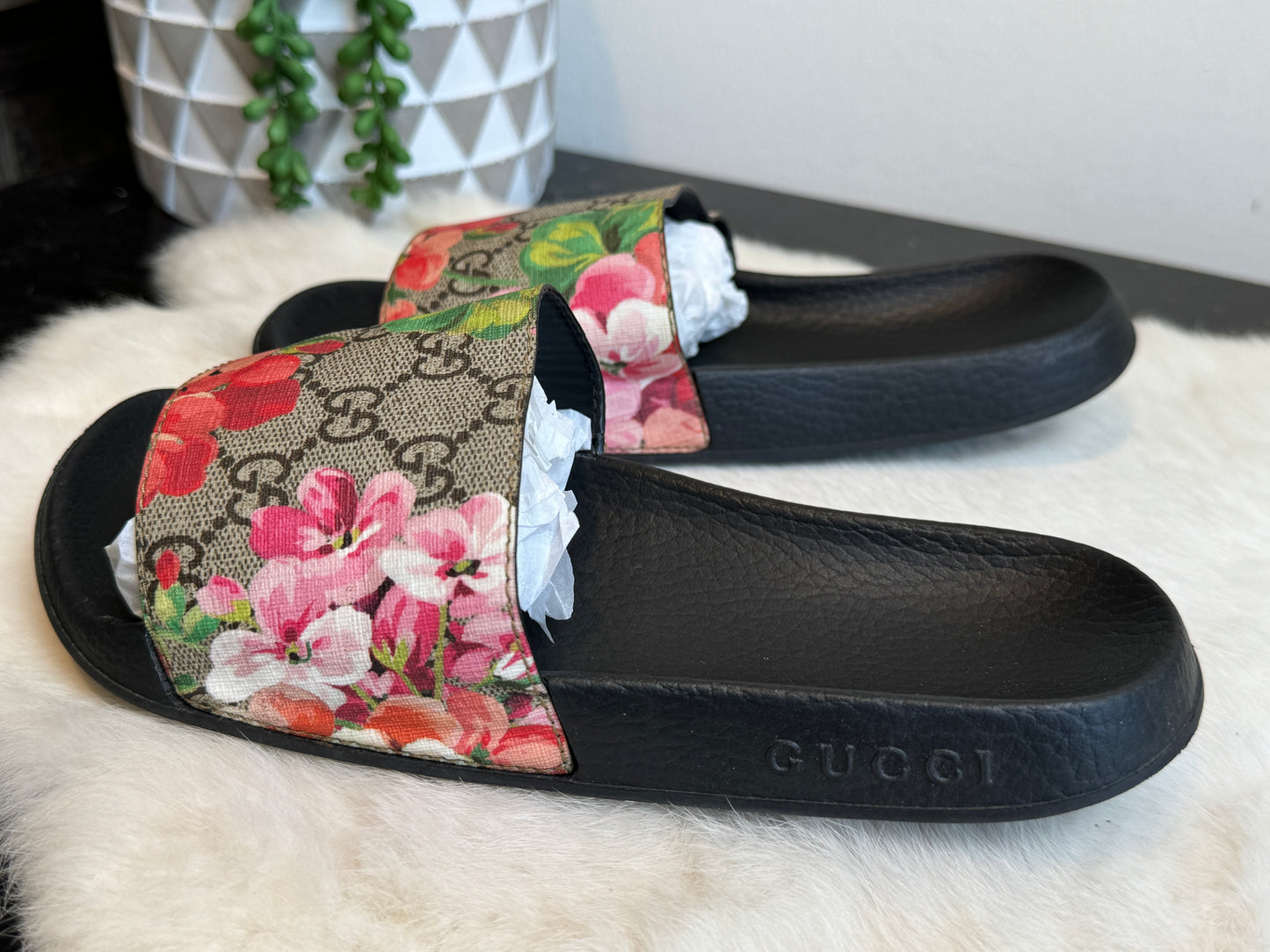 GUCCI Supreme Canvas Blooms Womens Slides 38EU