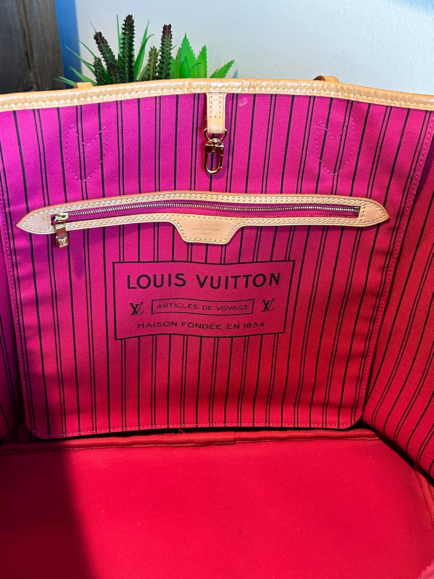 Louis Vuitton Neverfull GM Monogram Pivoine