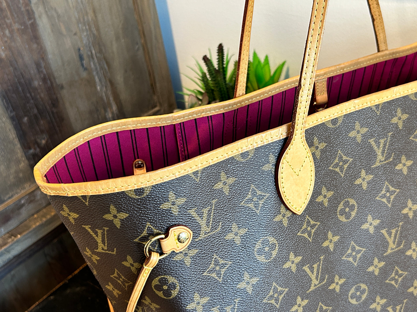 Louis Vuitton Neverfull GM Monogram Pivoine