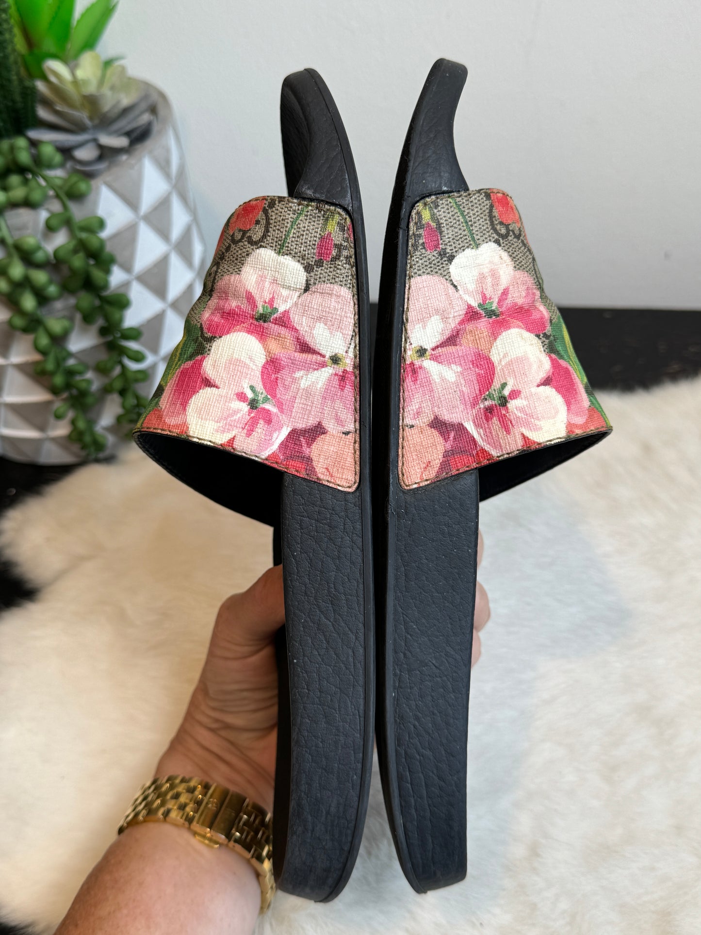 GUCCI Supreme Canvas Blooms Womens Slides 38EU