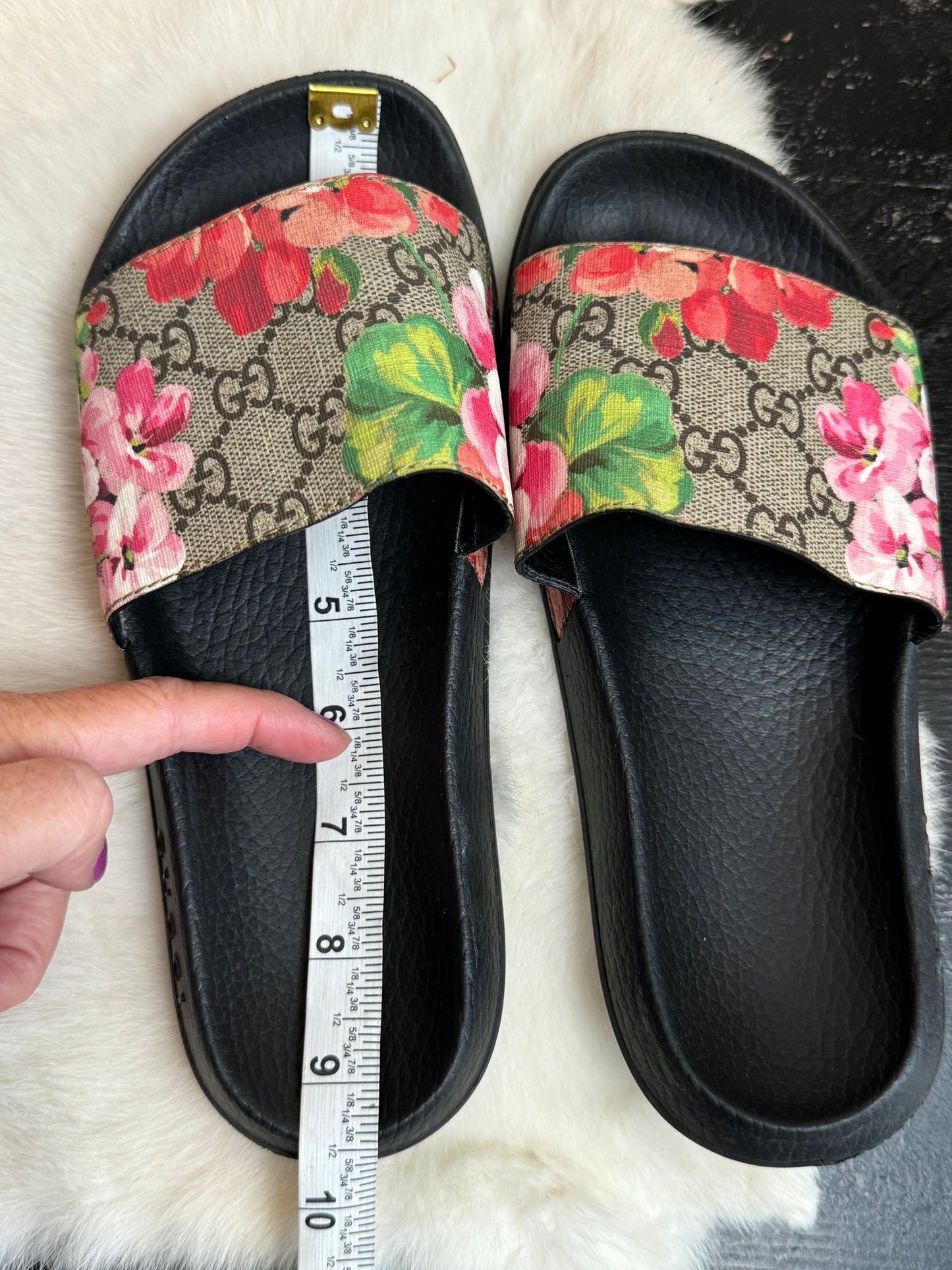 GUCCI Supreme Canvas Blooms Womens Slides 38EU