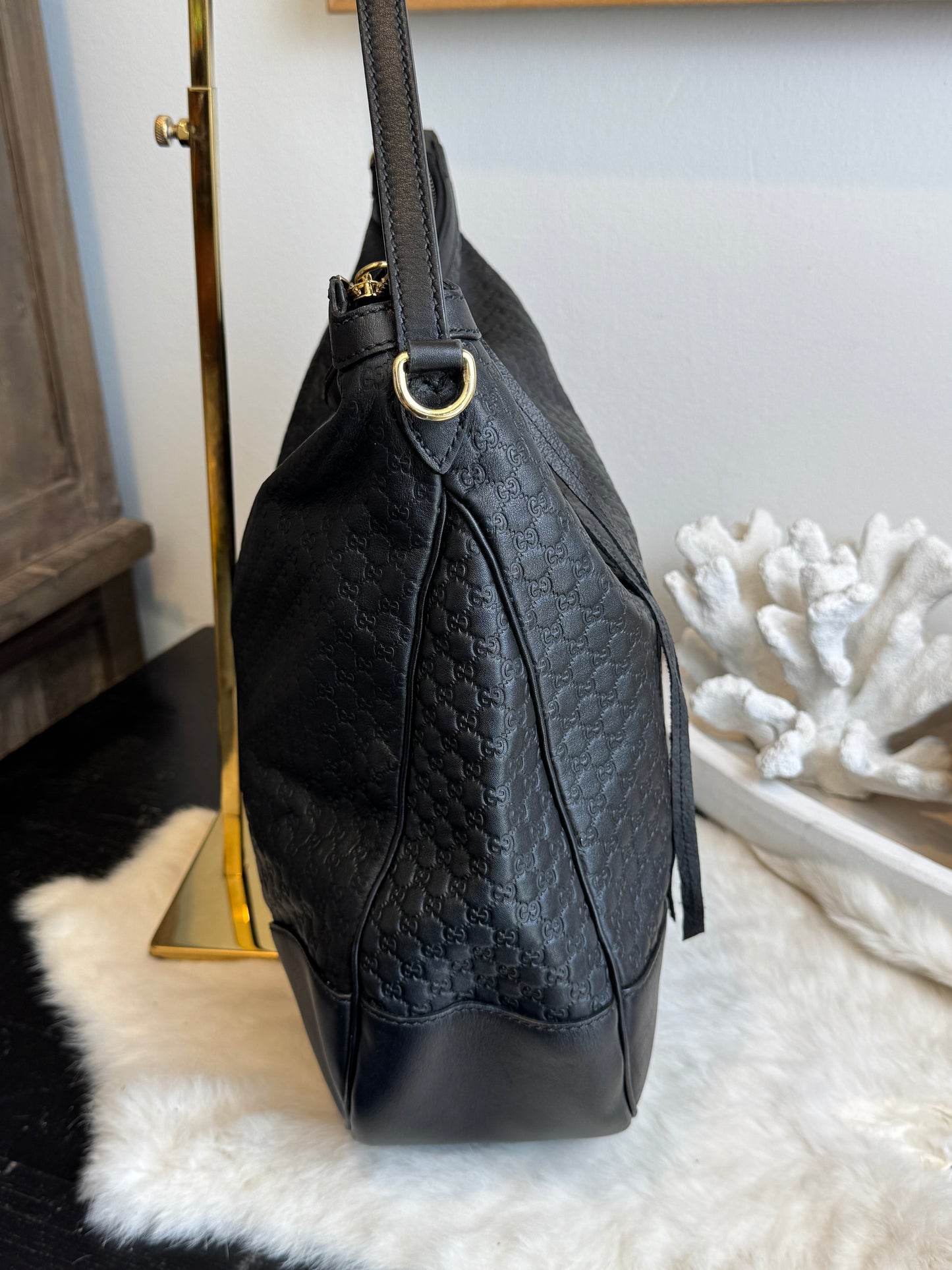 GUCCI Bree Micro-Guccissima Signature Black Large Hobo