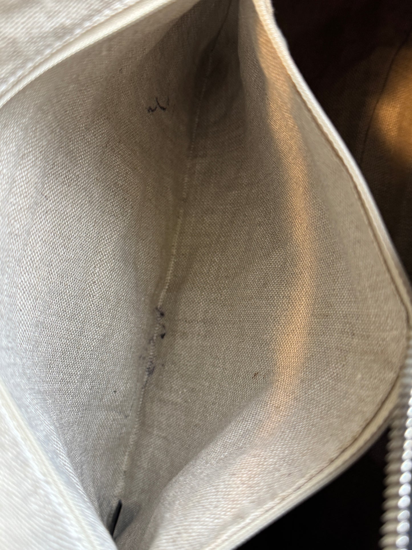 GUCCI Large Bree Micro-Guccissima Signature Black Leather Hobo