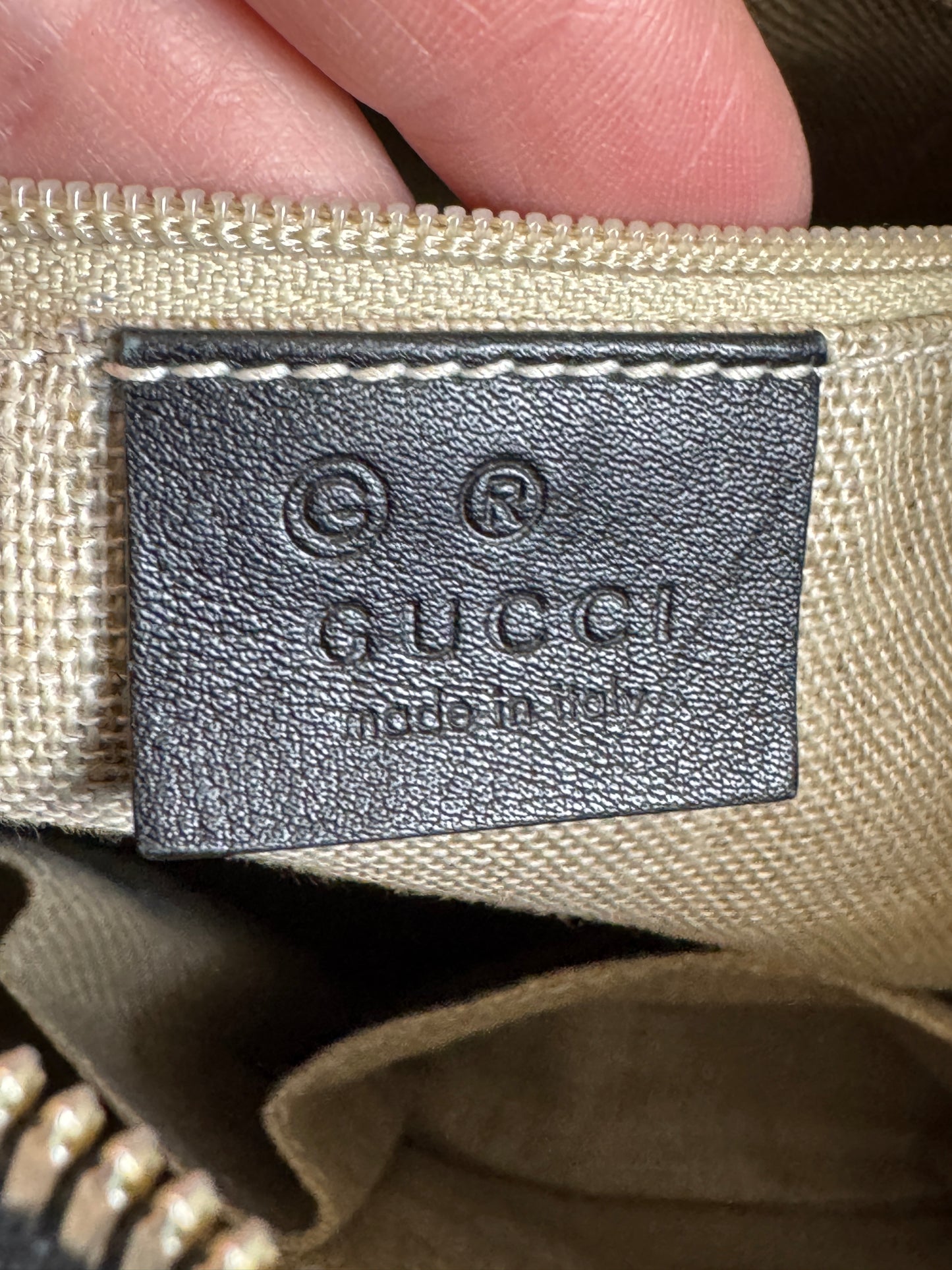 GUCCI Bree Micro-Guccissima Signature Black Large Hobo