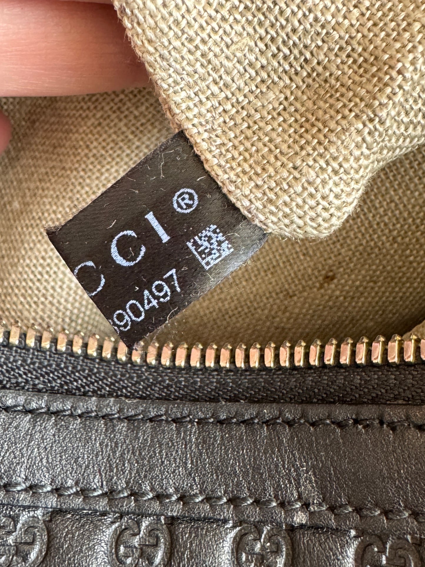 GUCCI Large Bree Micro-Guccissima Signature Black Leather Hobo