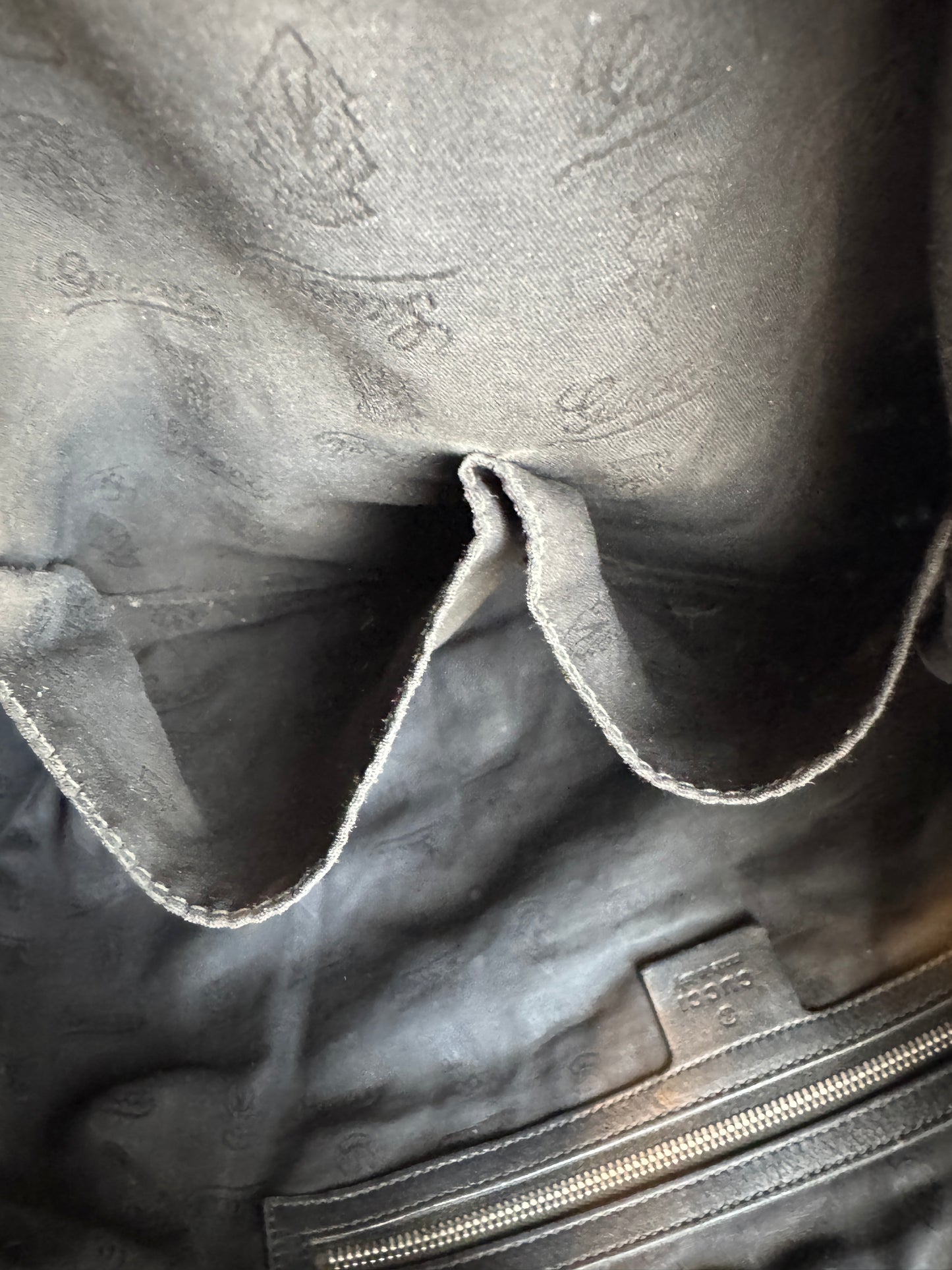 GUCCI Large Guccissima Signature Black Twins Leather Hobo