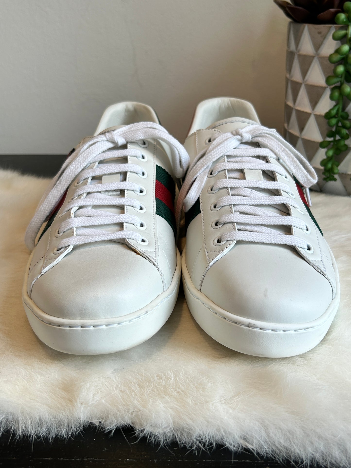 GUCCI Ace Limited Edition Bulldogs Sneakers Mens 7EU/7.5EU (40EU/40.5EU)