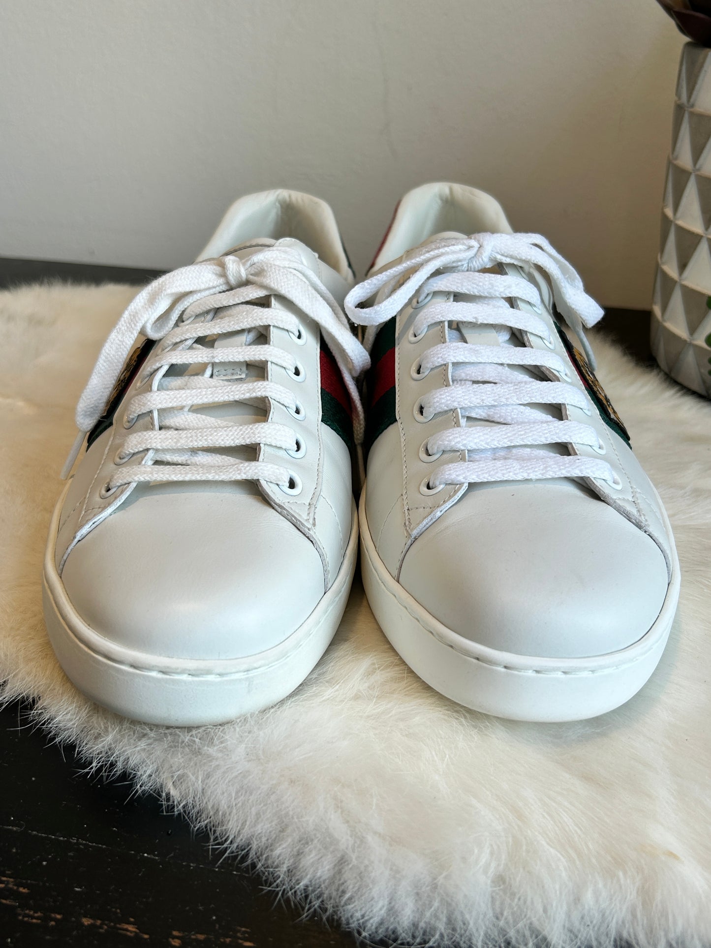 GUCCI Ace Tiger Sneakers Mens 8.5EU/9EU (41.5EU/42EU)