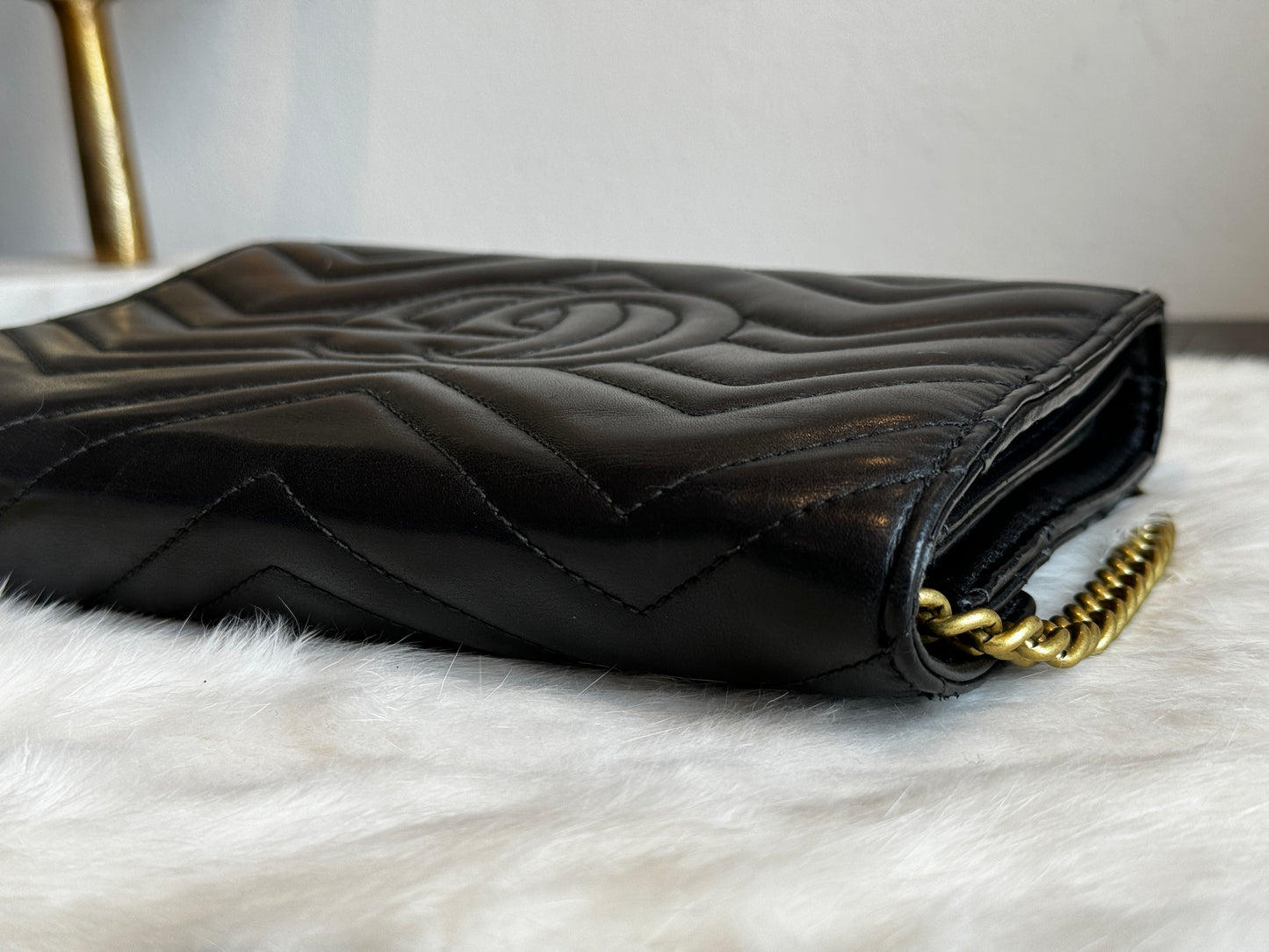 GUCCI Matelasse Marmont Wallet on Chain Black