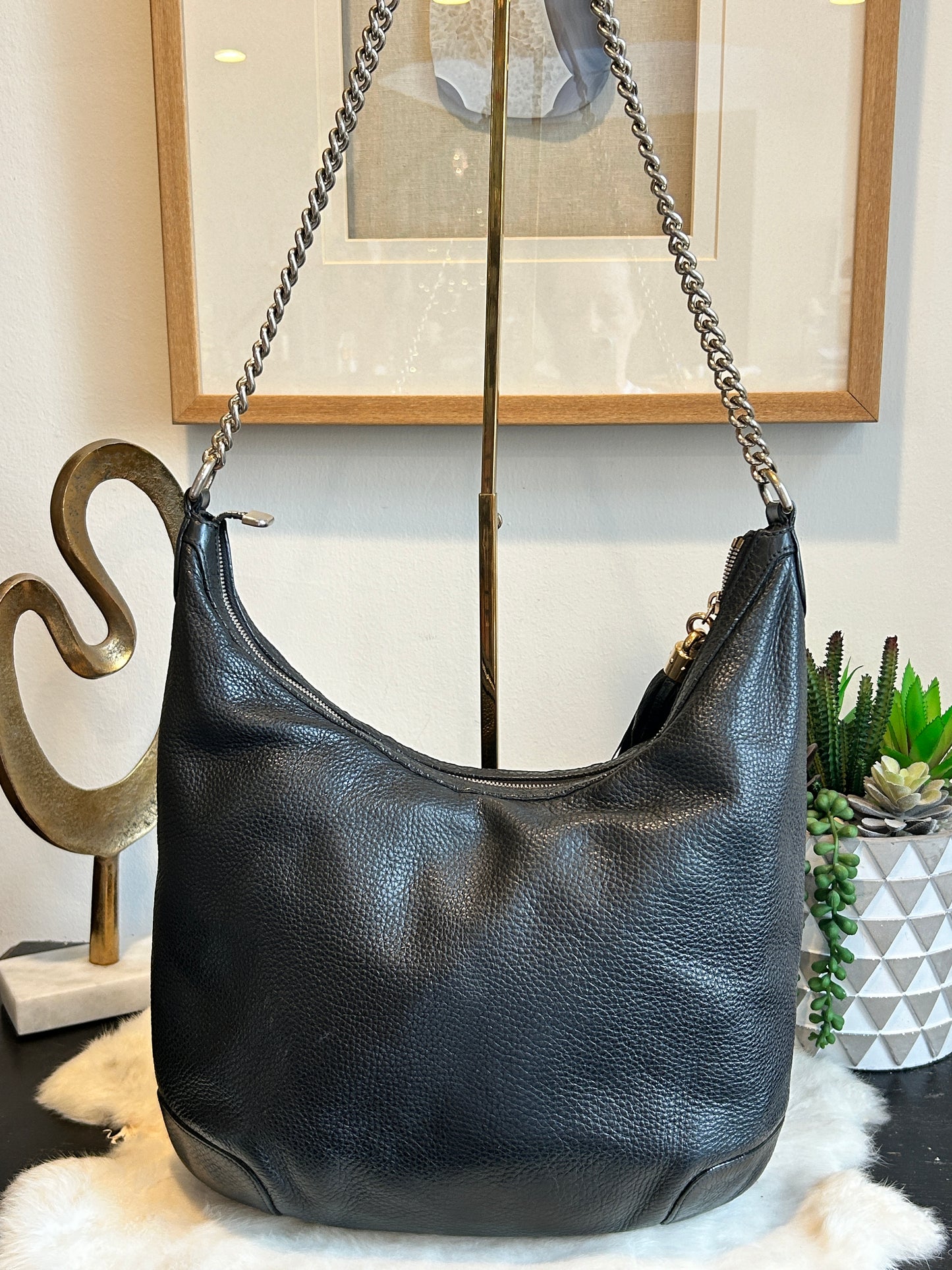 GUCCI Black Soho Chain Pebbled Calfskin Hobo Black