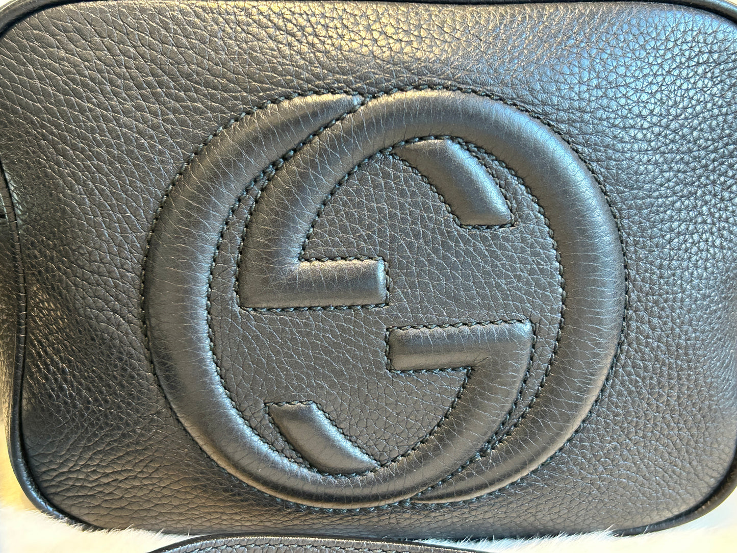 GUCCI Soho Disco Black Pebbled Camera Bag