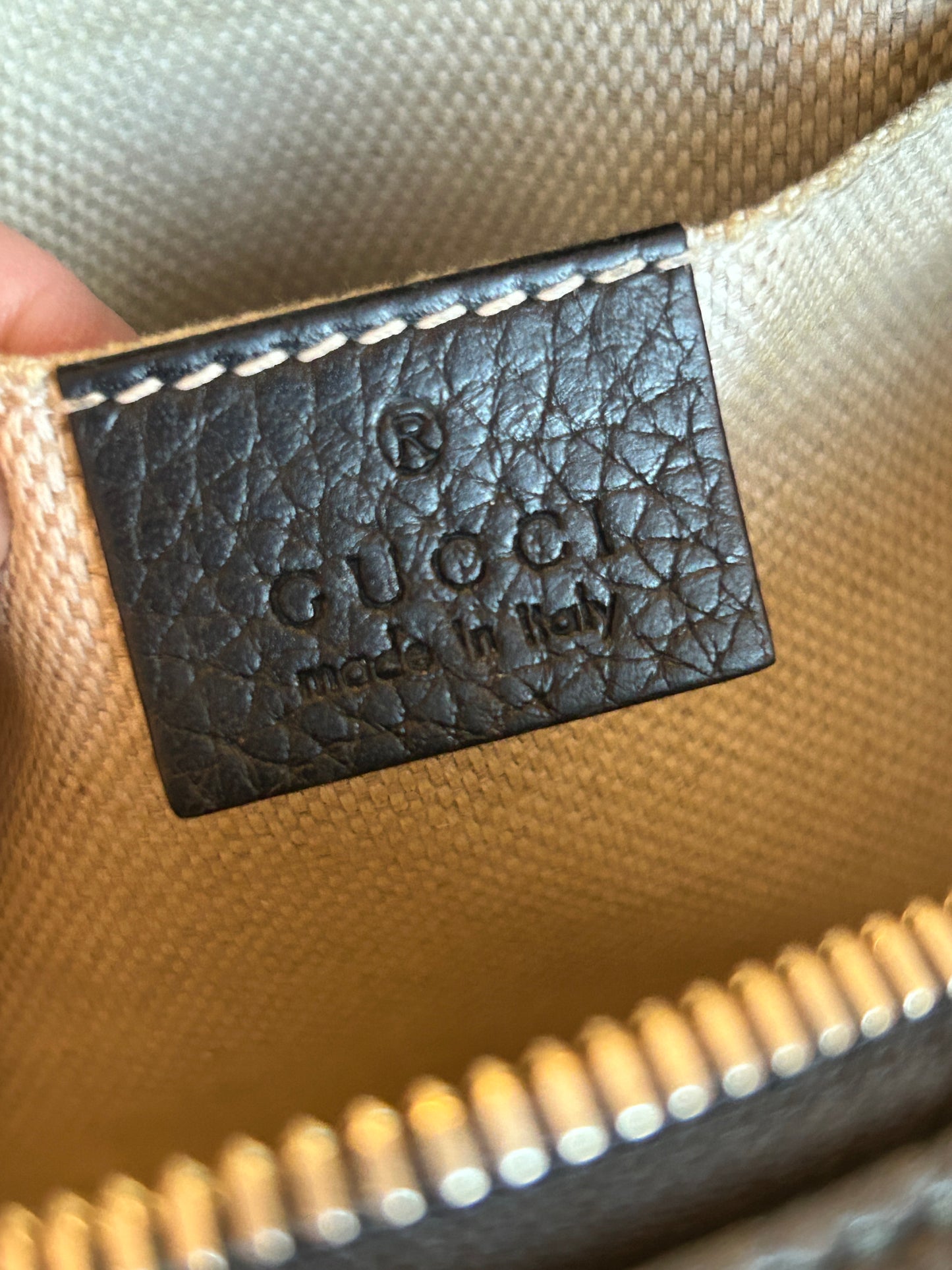 GUCCI Soho Disco Black Pebbled Camera Bag