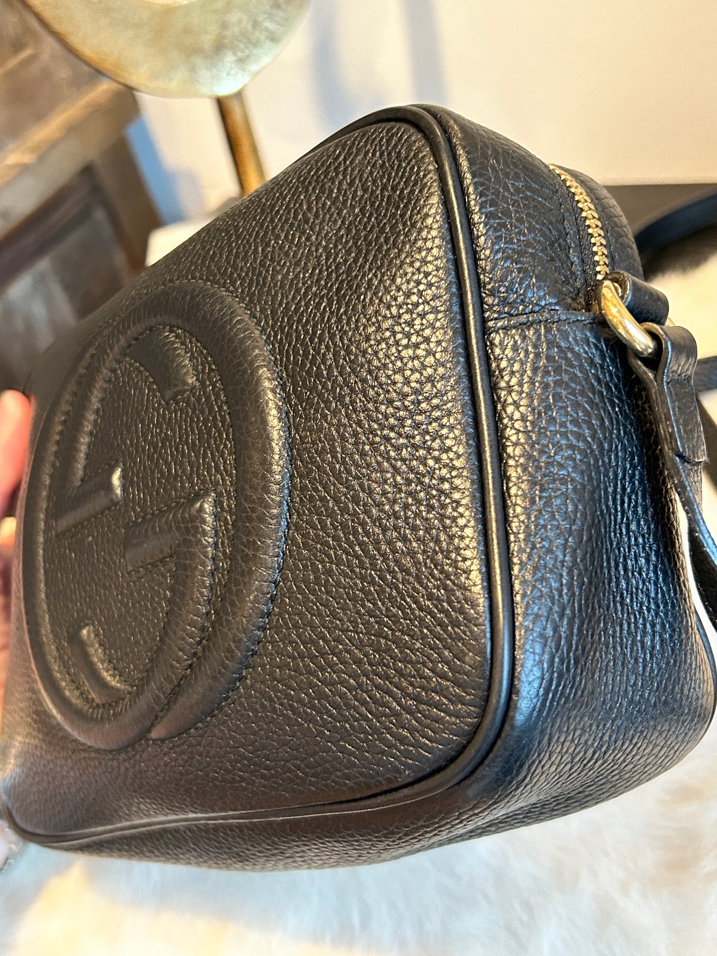 GUCCI Soho Disco Black Pebbled Camera Bag