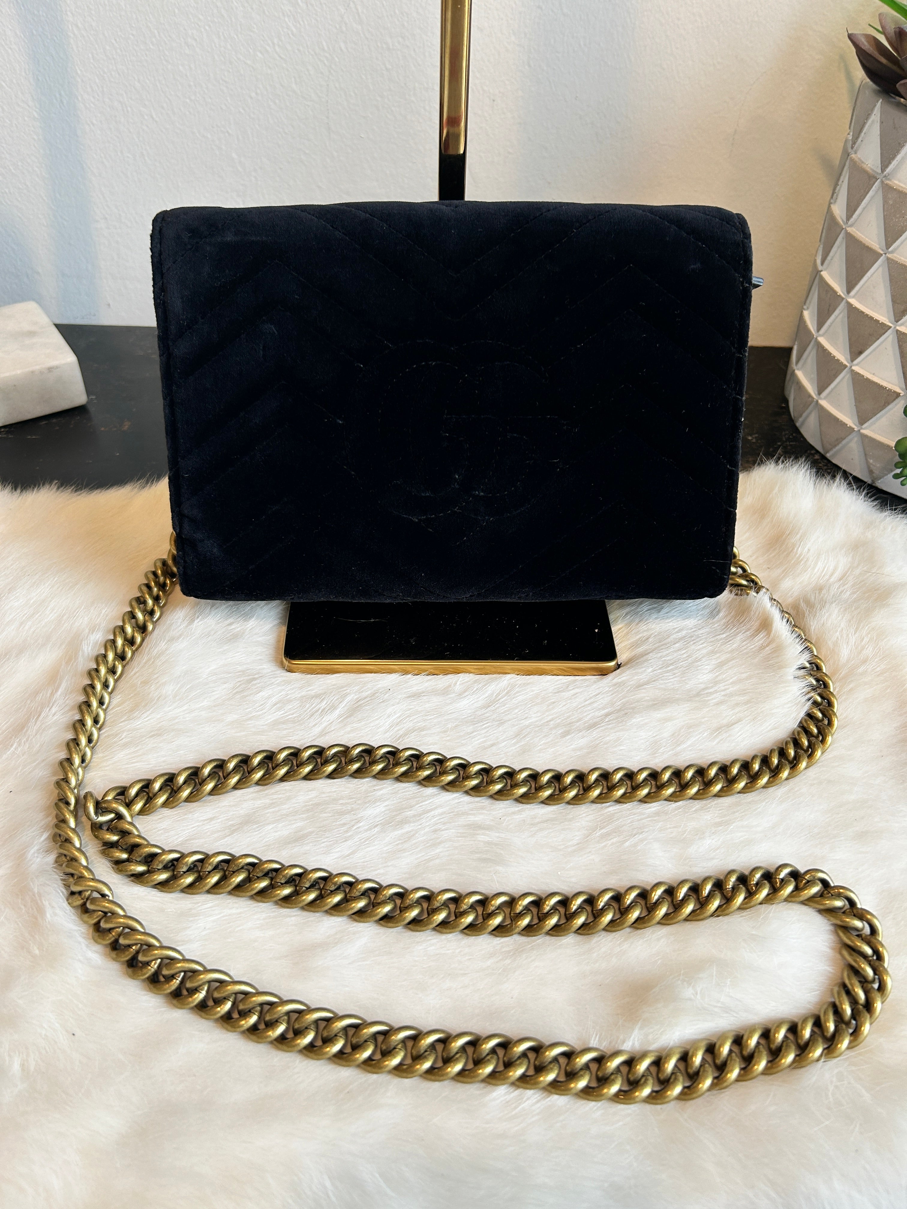 Gucci marmont velvet wallet on chain online