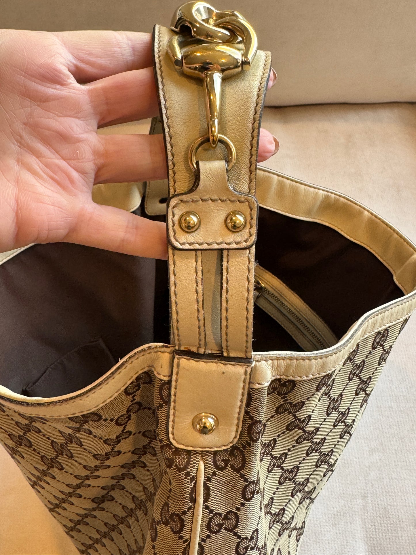 GUCCI GG Canvas Wave Horsebit Hobo