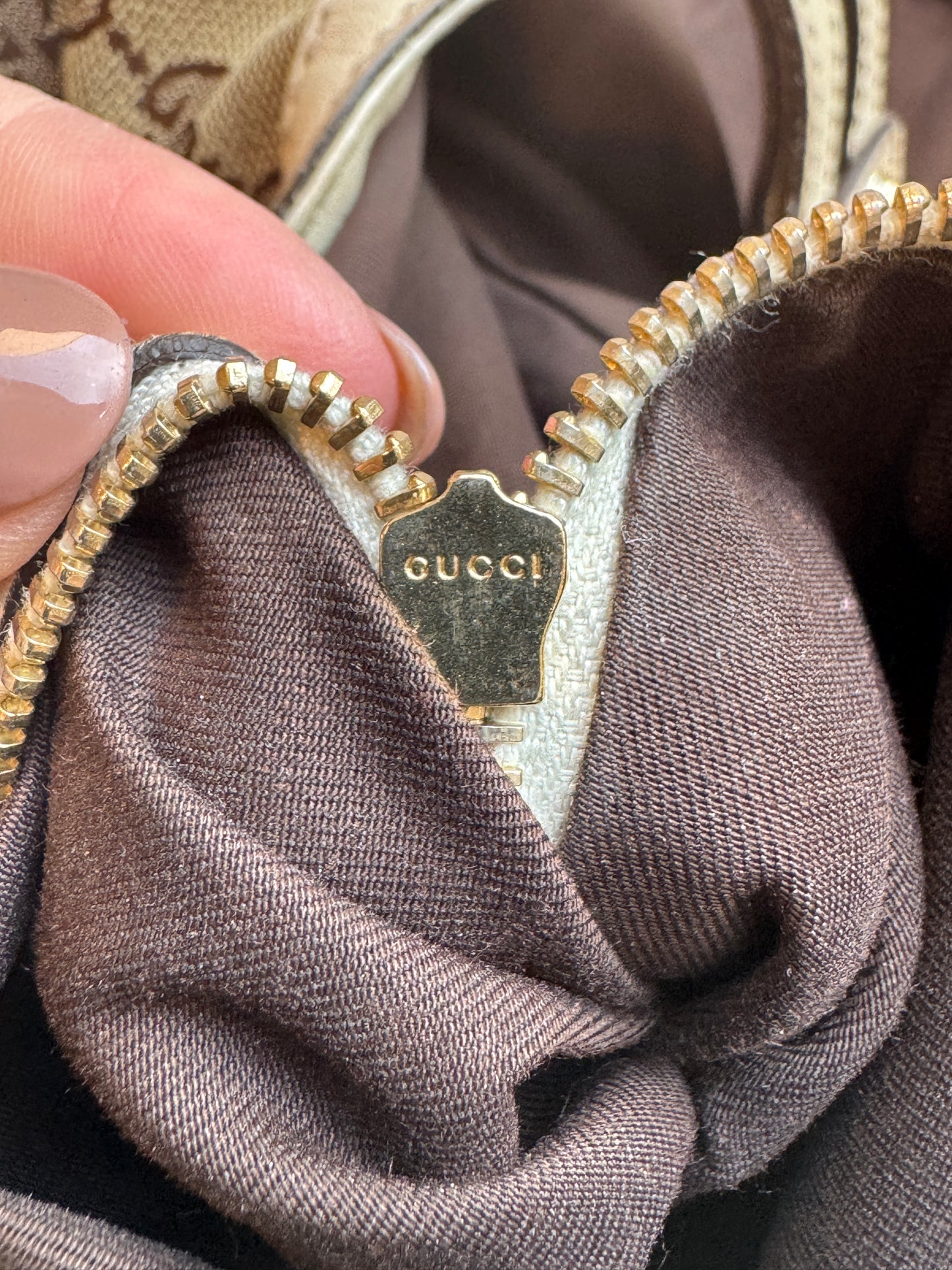 GUCCI GG Canvas Wave Horsebit Hobo