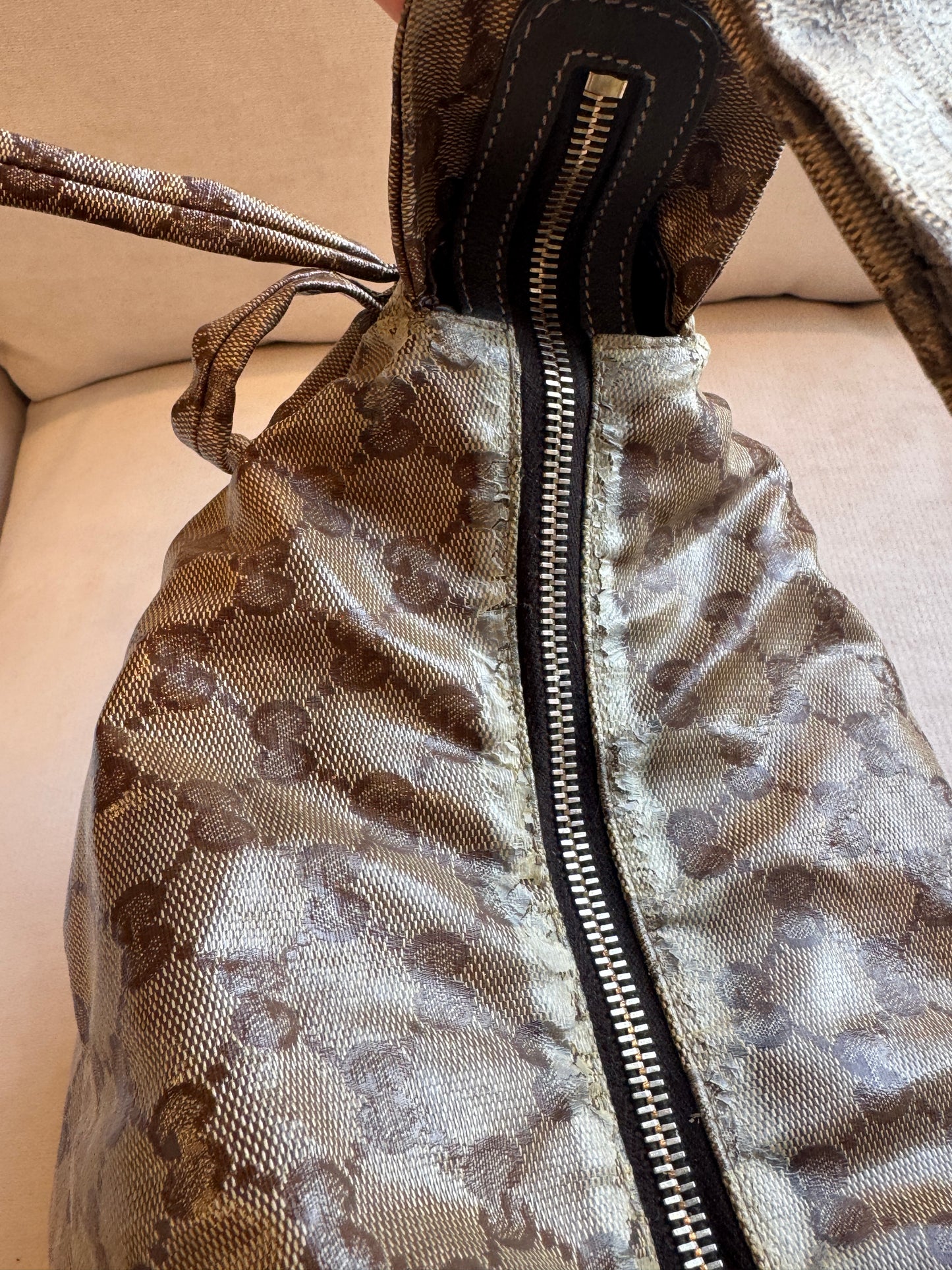 GUCCI GG Crystal Hsyteria Small Shoulder Bag