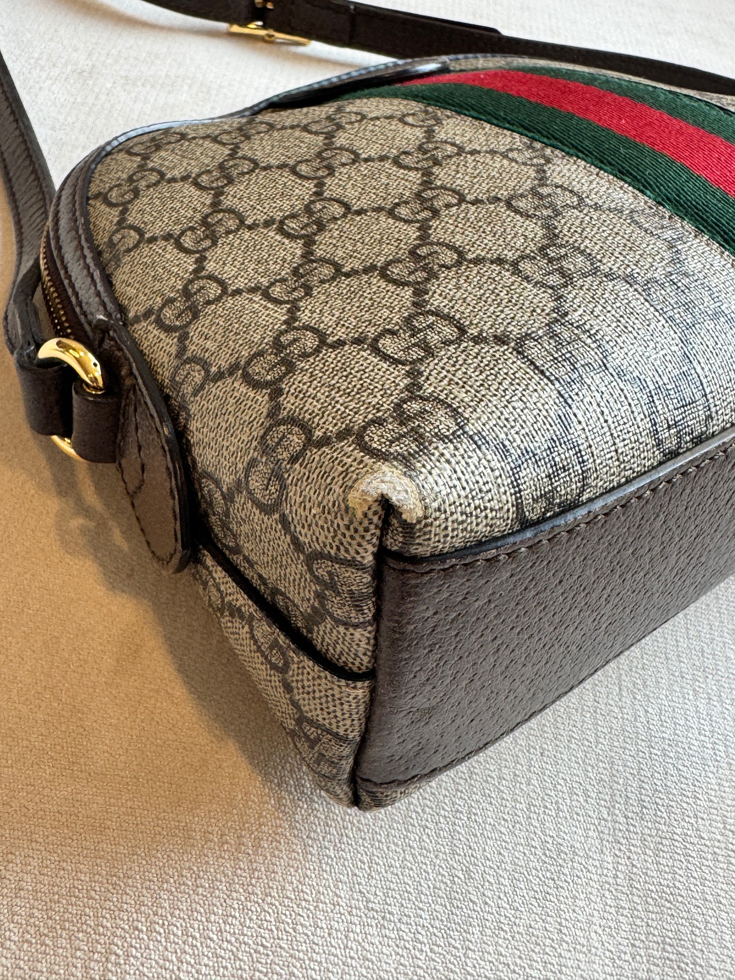 GUCCI Supreme Ophidia Round Top Crossbody Bag