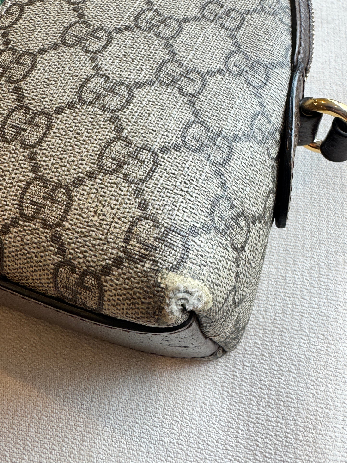 GUCCI Supreme Ophidia Round Top Crossbody Bag