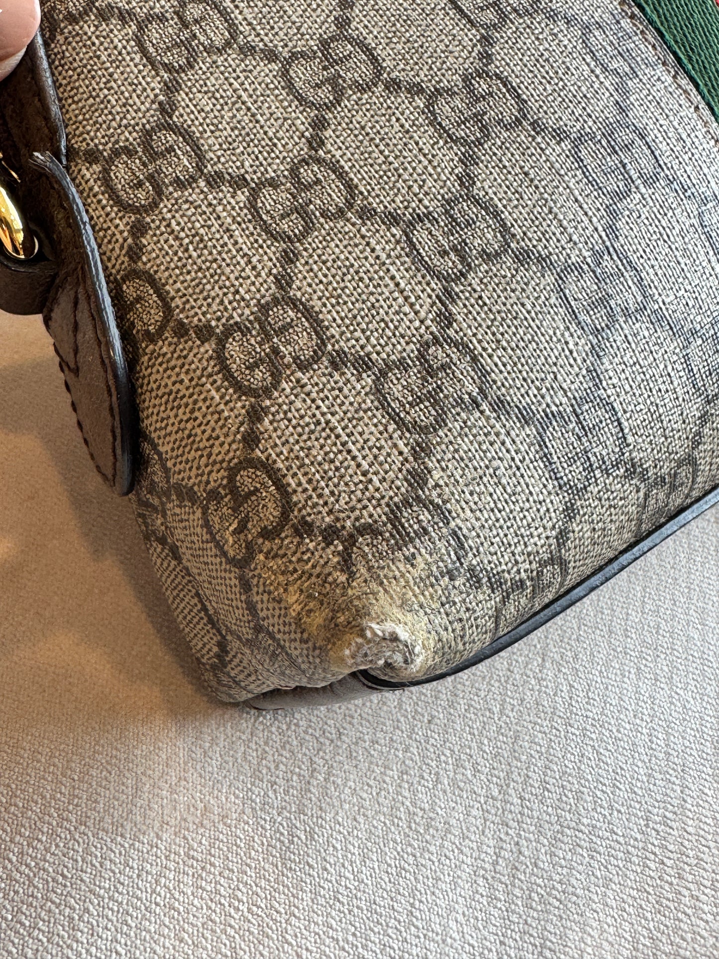 GUCCI Supreme Ophidia Round Top Crossbody Bag