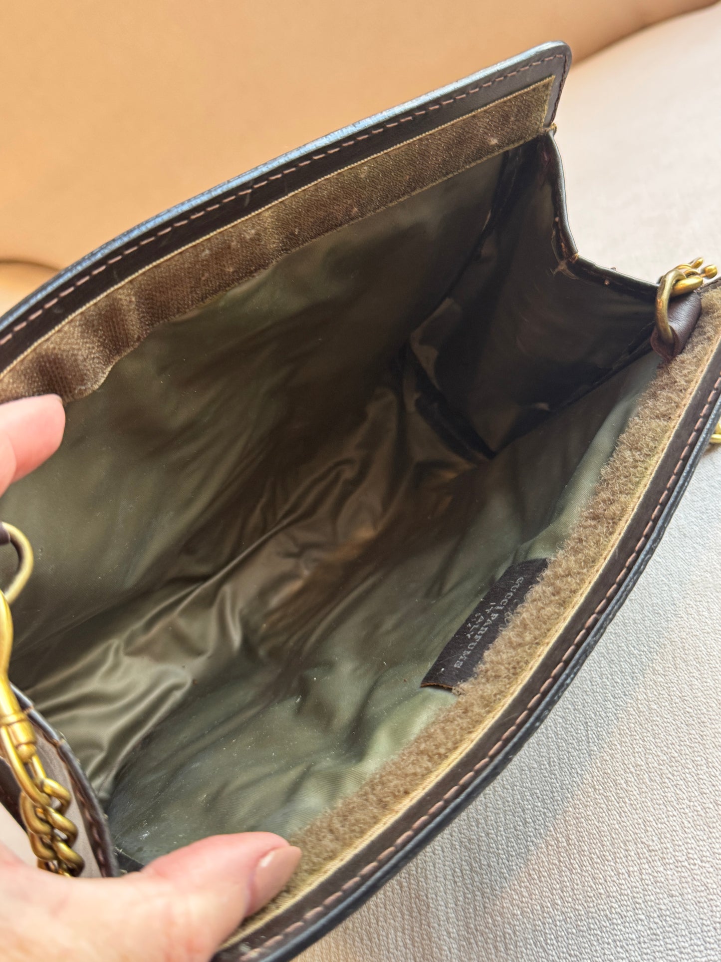 GUCCI Vintage Sherry Line Brown Suede Crossbody