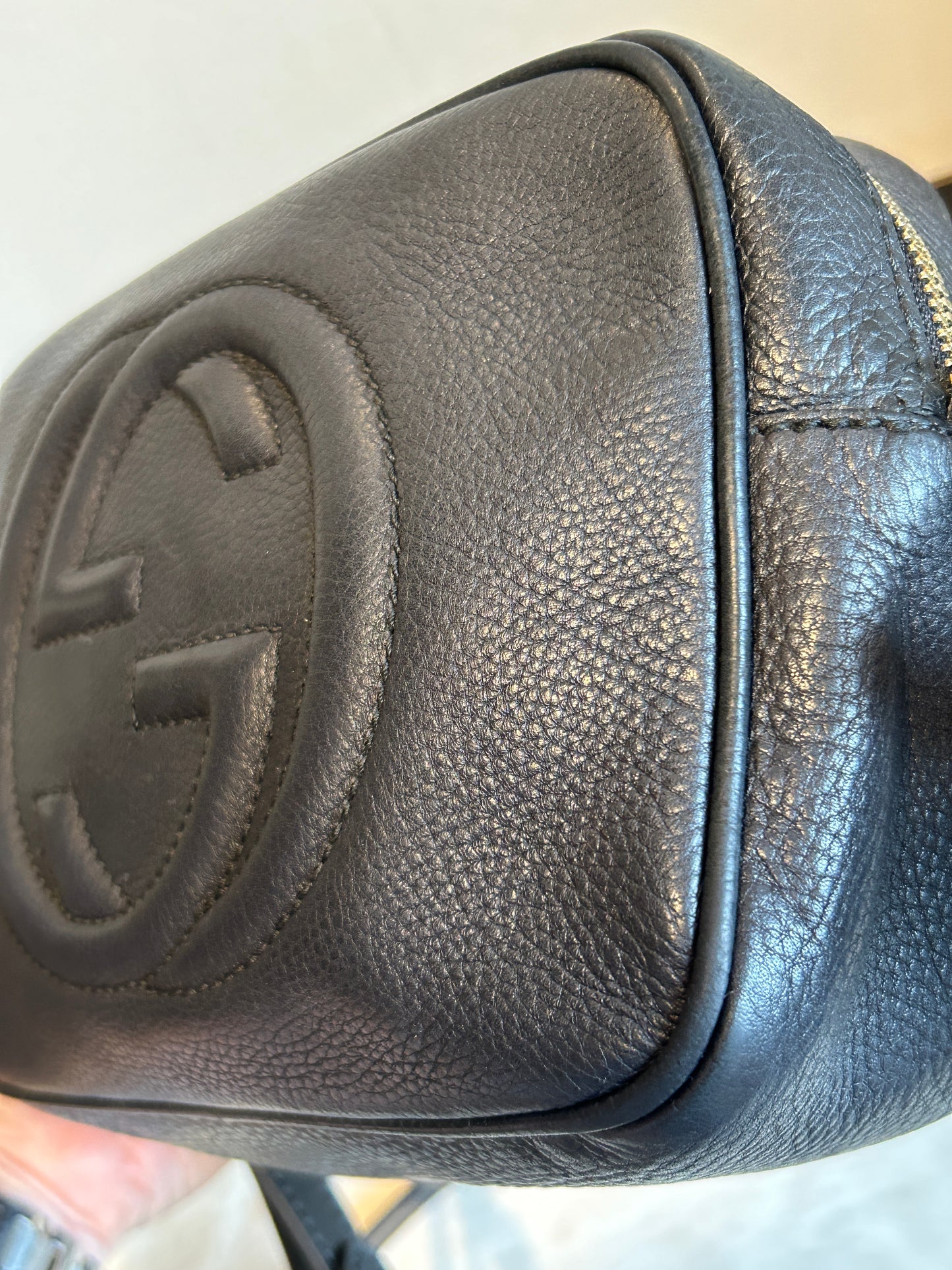 GUCCI Soho Disco Black Pebbled Camera Bag