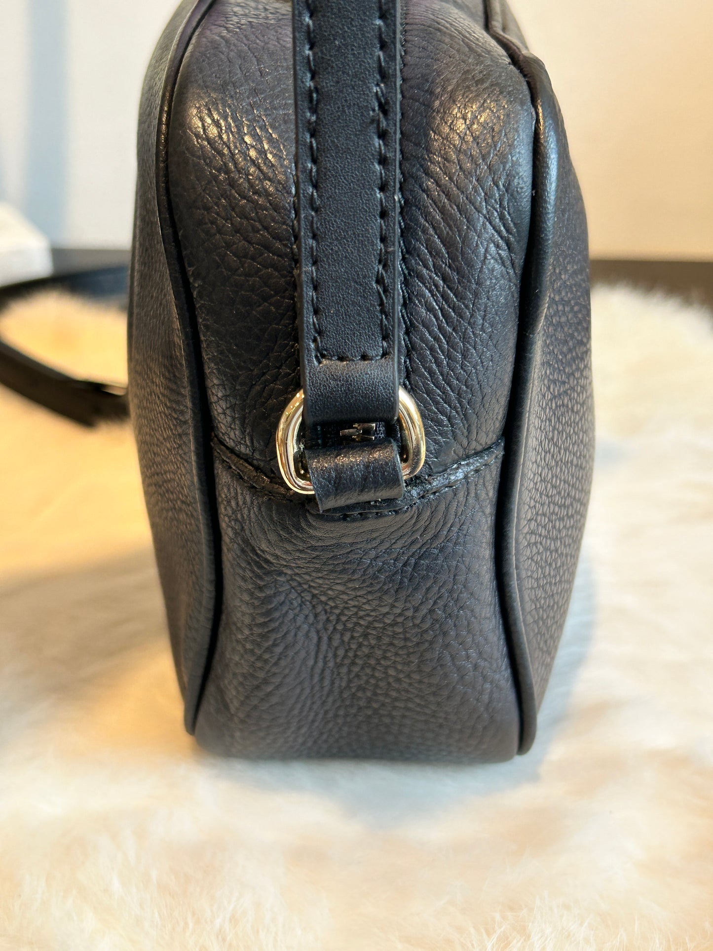 GUCCI Soho Disco Black Pebbled Camera Bag