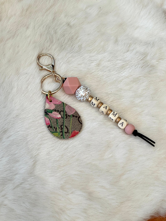 Wood Beaded “Mama” Keychain Blooms