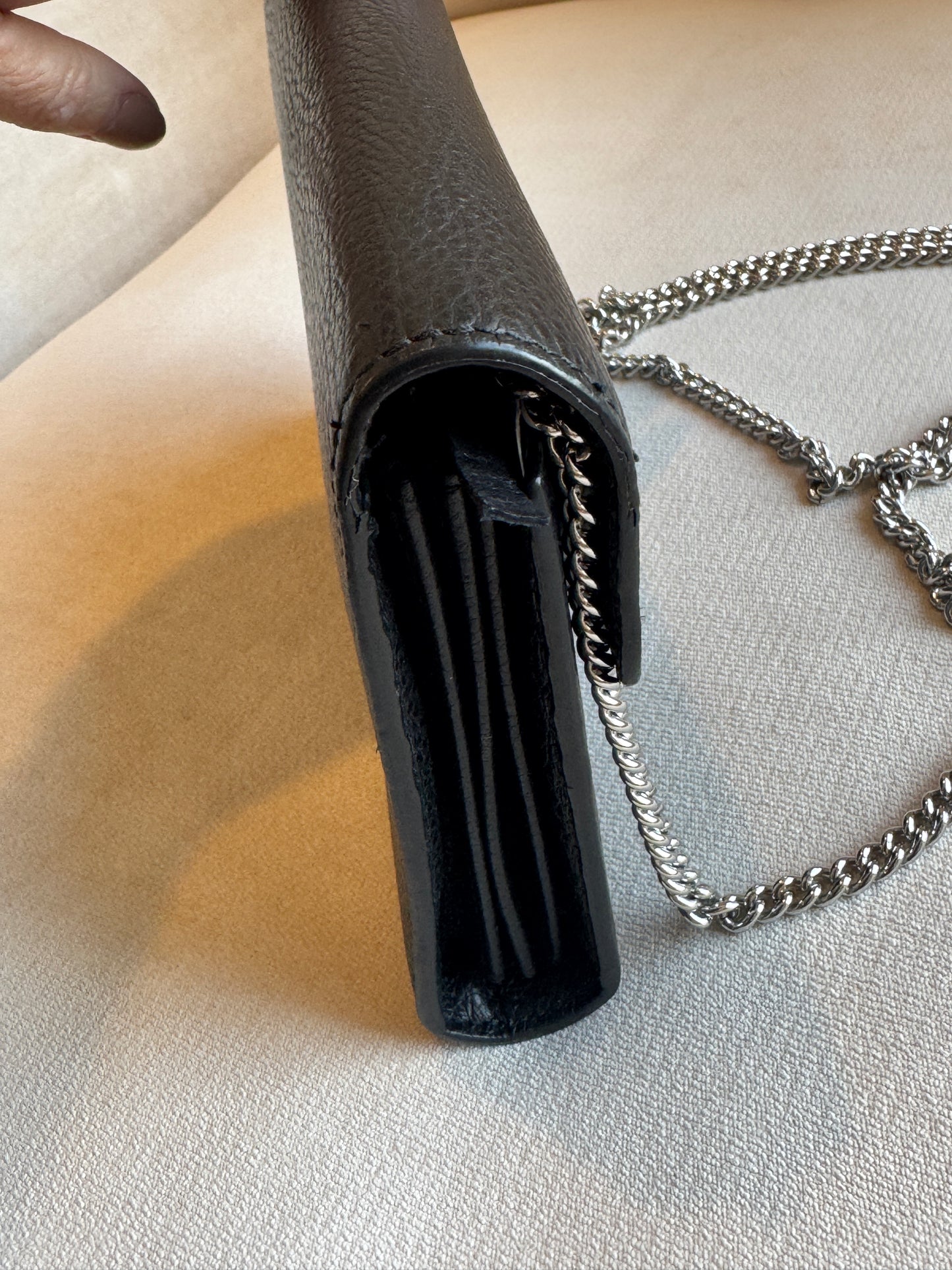 GUCCI Mini Dionysus Chain Wallet Black