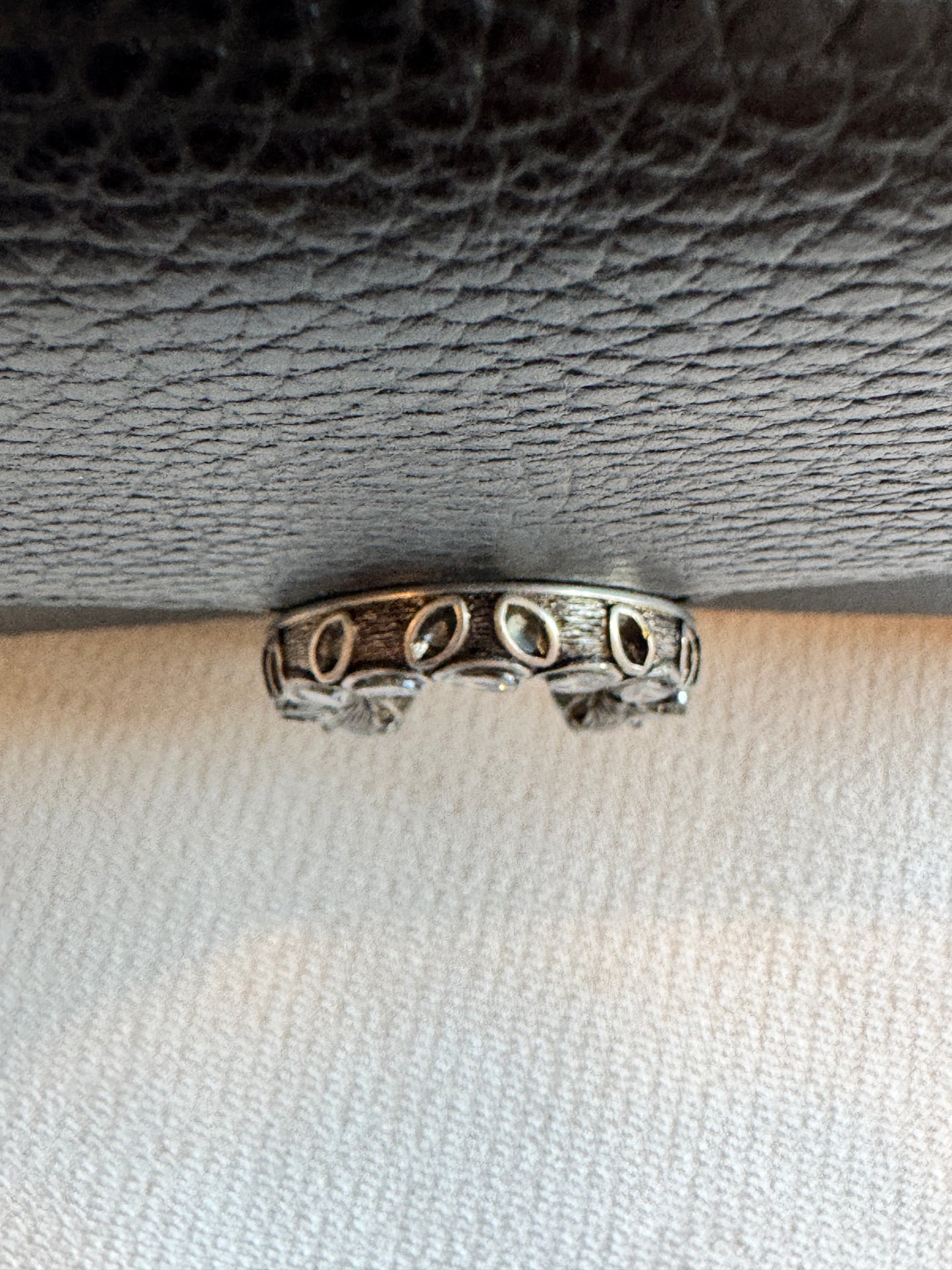 GUCCI Mini Dionysus Chain Wallet Black