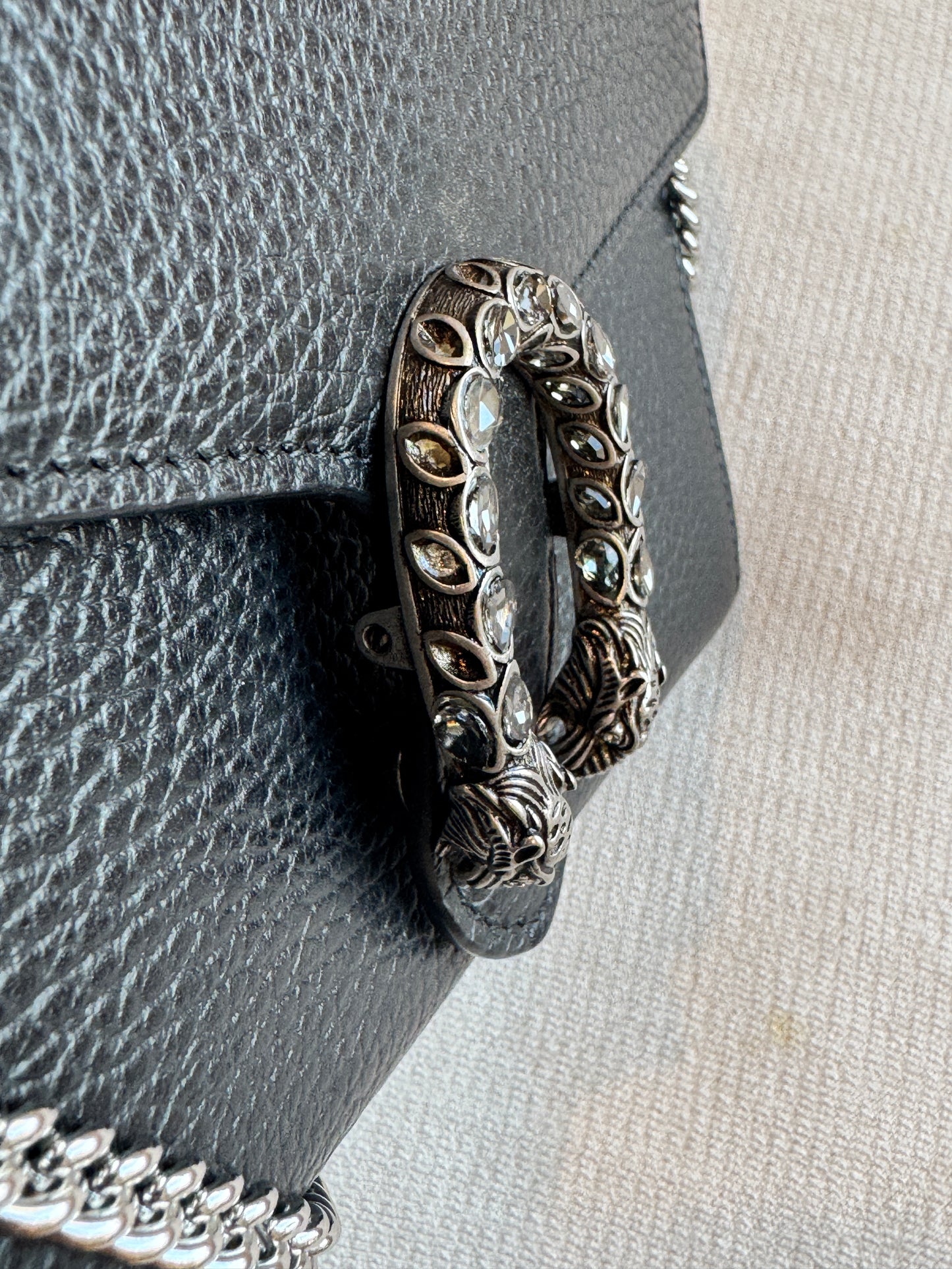 GUCCI Mini Dionysus Chain Wallet Black