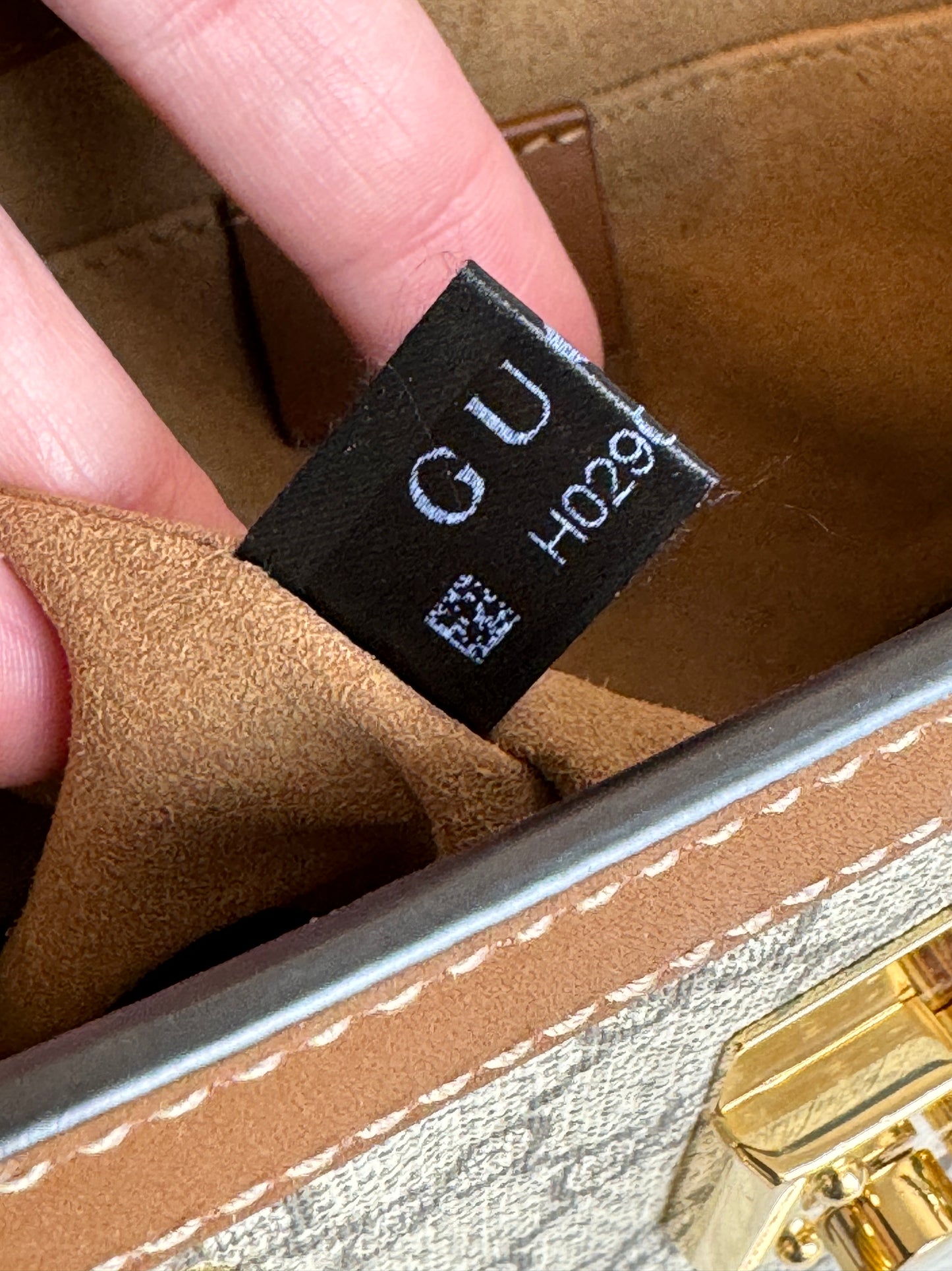 GUCCI GG Supreme Small Padlock Beige Tuscany