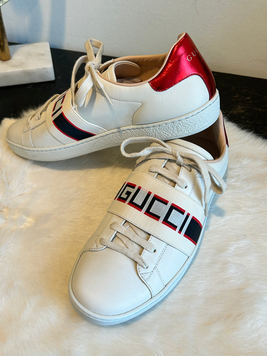 Like NEW! GUCCI Ace Stripe Red/White Sneakers Women's 38EU/39EU