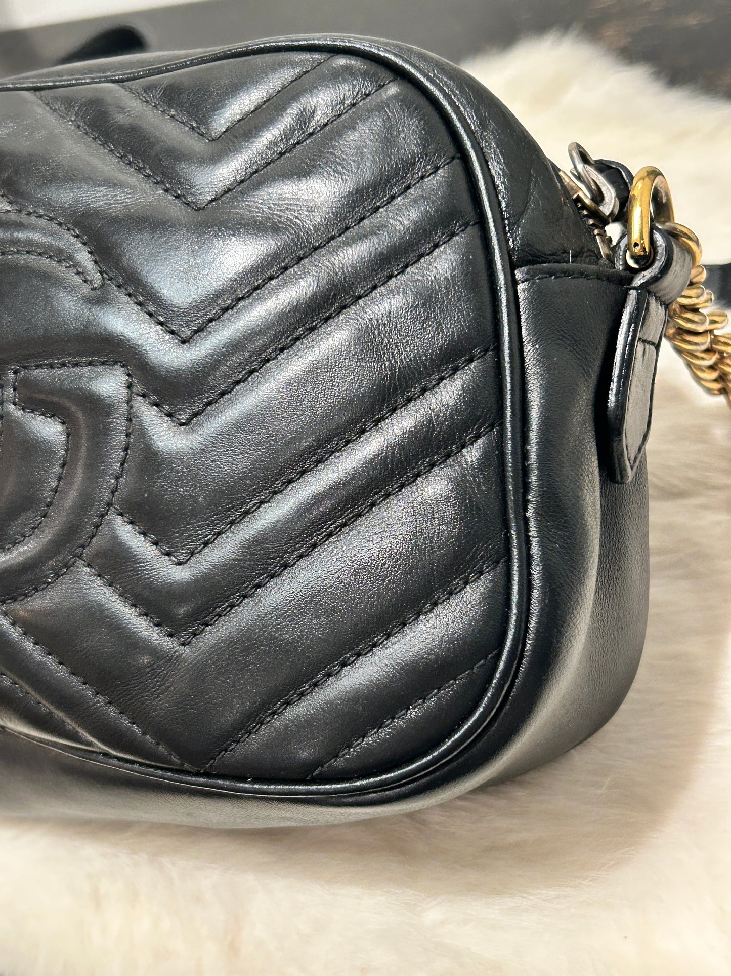 GUCCI Black Leather GG Marmont Small Camera Bag