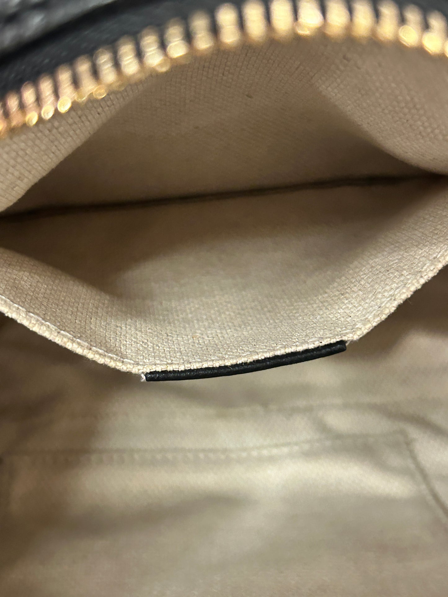 GUCCI Soho Disco Black Pebbled Camera Bag