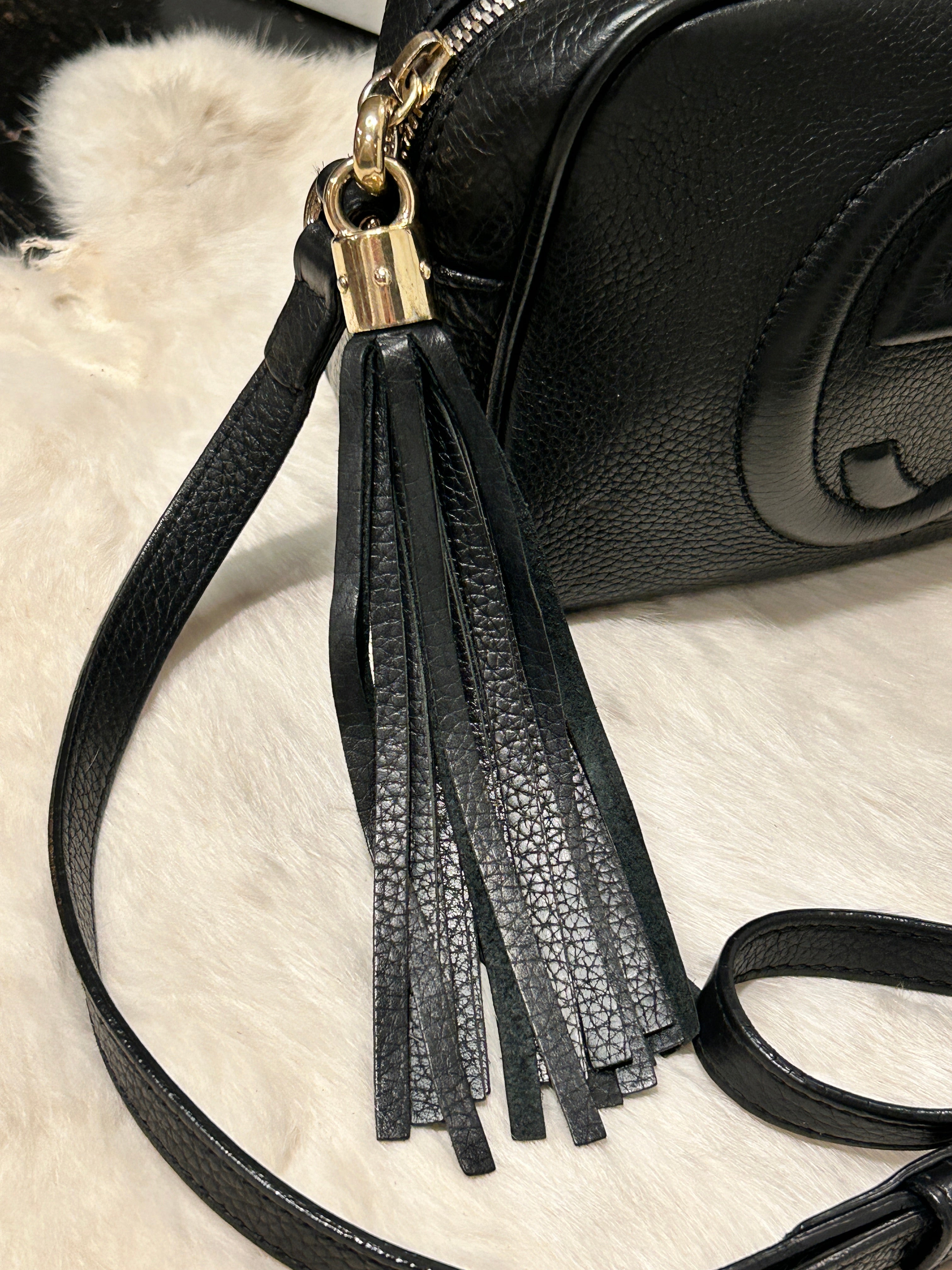 Gucci soho leather tassel camera bag deals