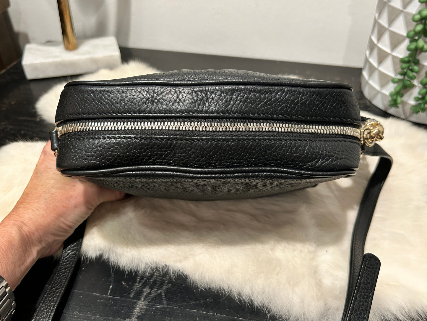 GUCCI Soho Disco Black Pebbled Camera Bag