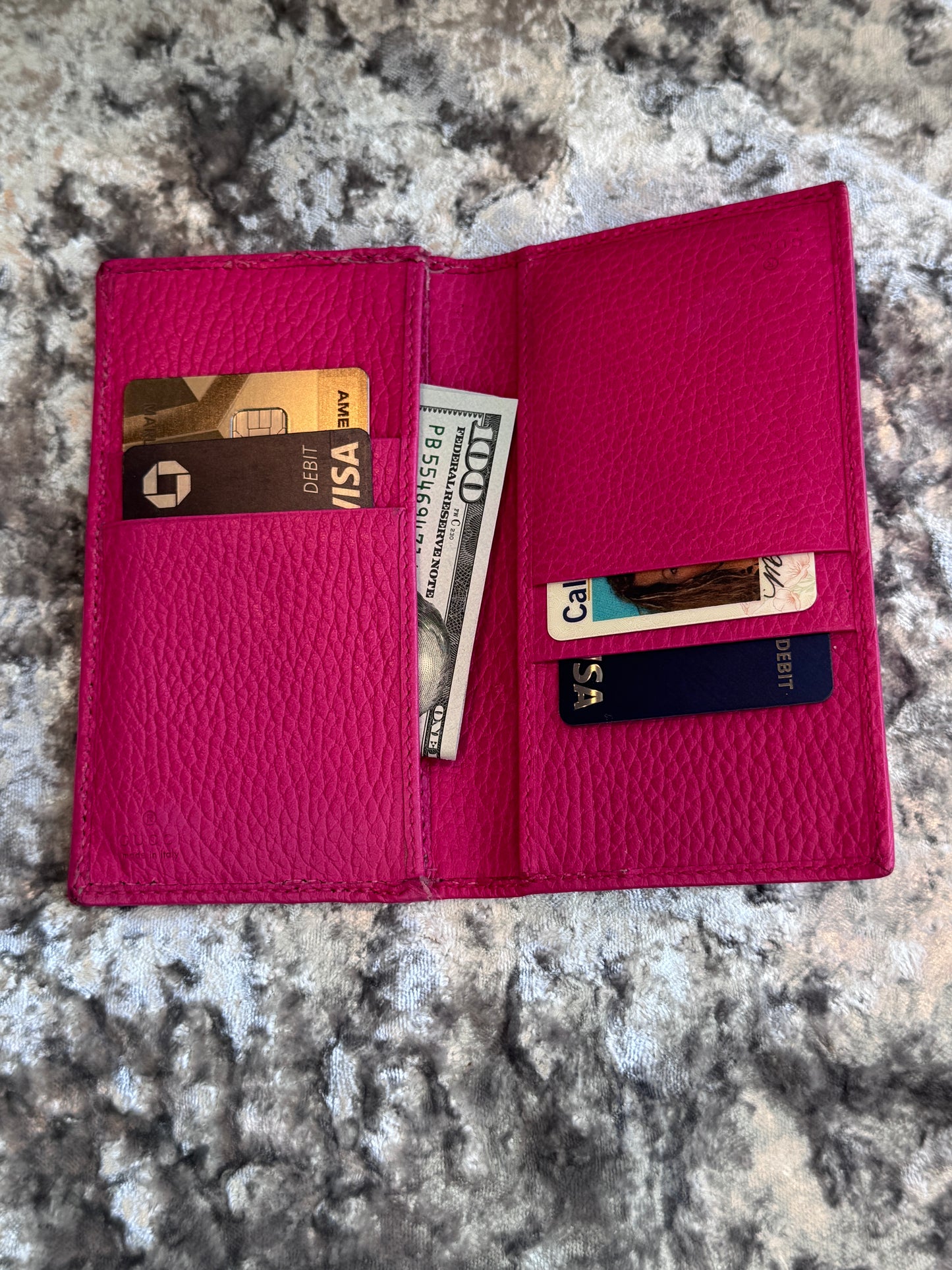 GUCCI GG Pebbled Leather Card Holder Hot Pink