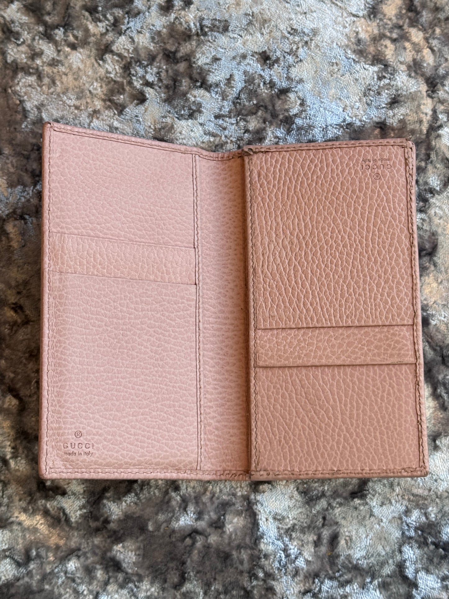 GUCCI GG Pebbled Leather Card Holder Lt Pink